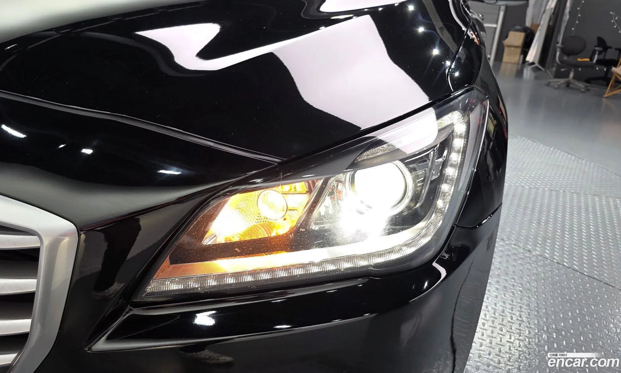 Hyundai Genesis DH 2016 — 26