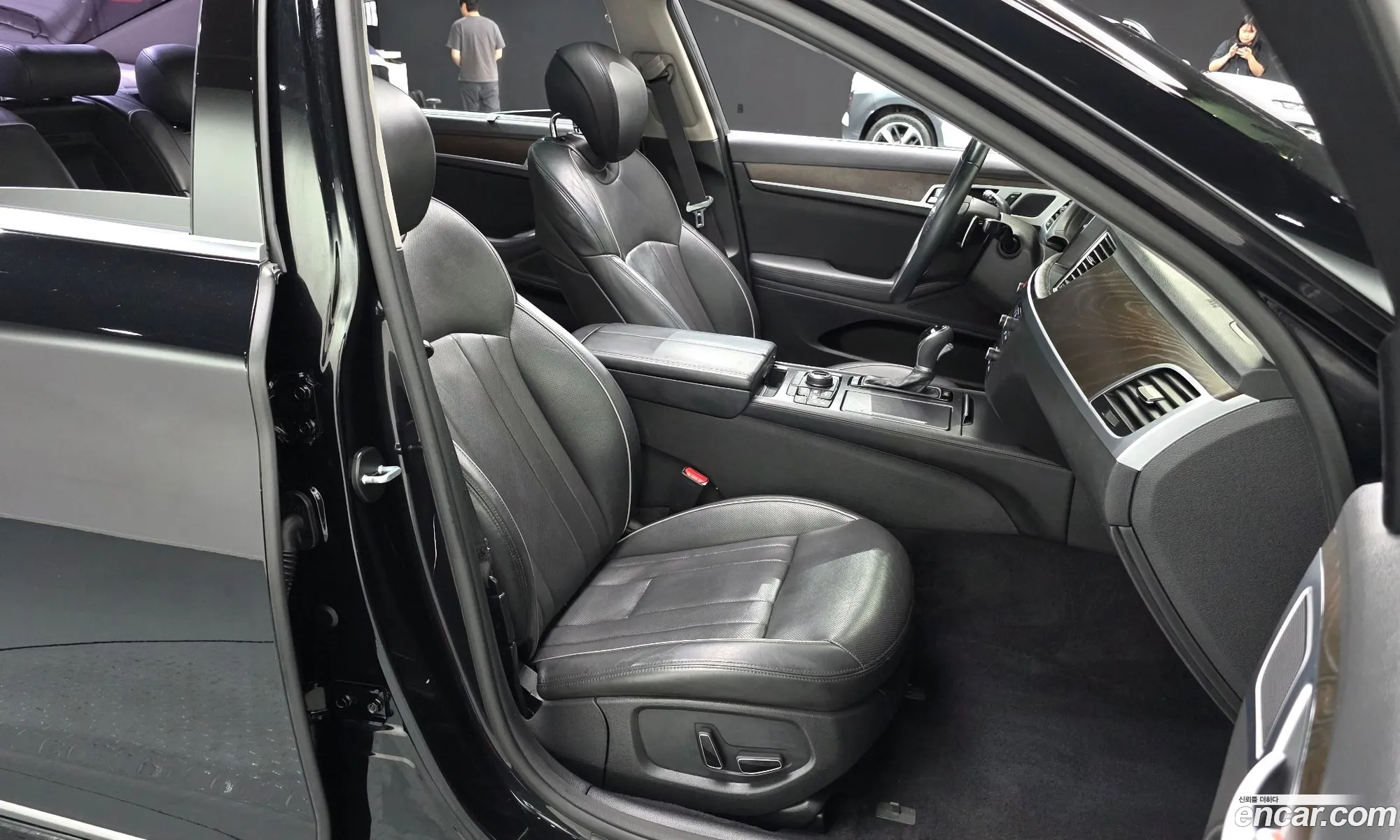 Hyundai Genesis DH 2016 — 10