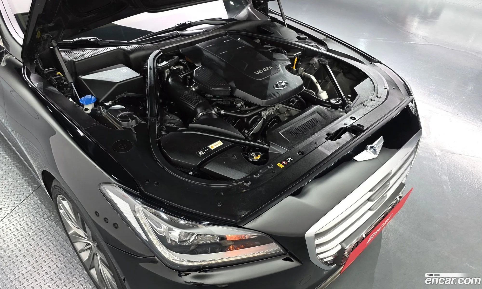 Hyundai Genesis DH 2016 — 33