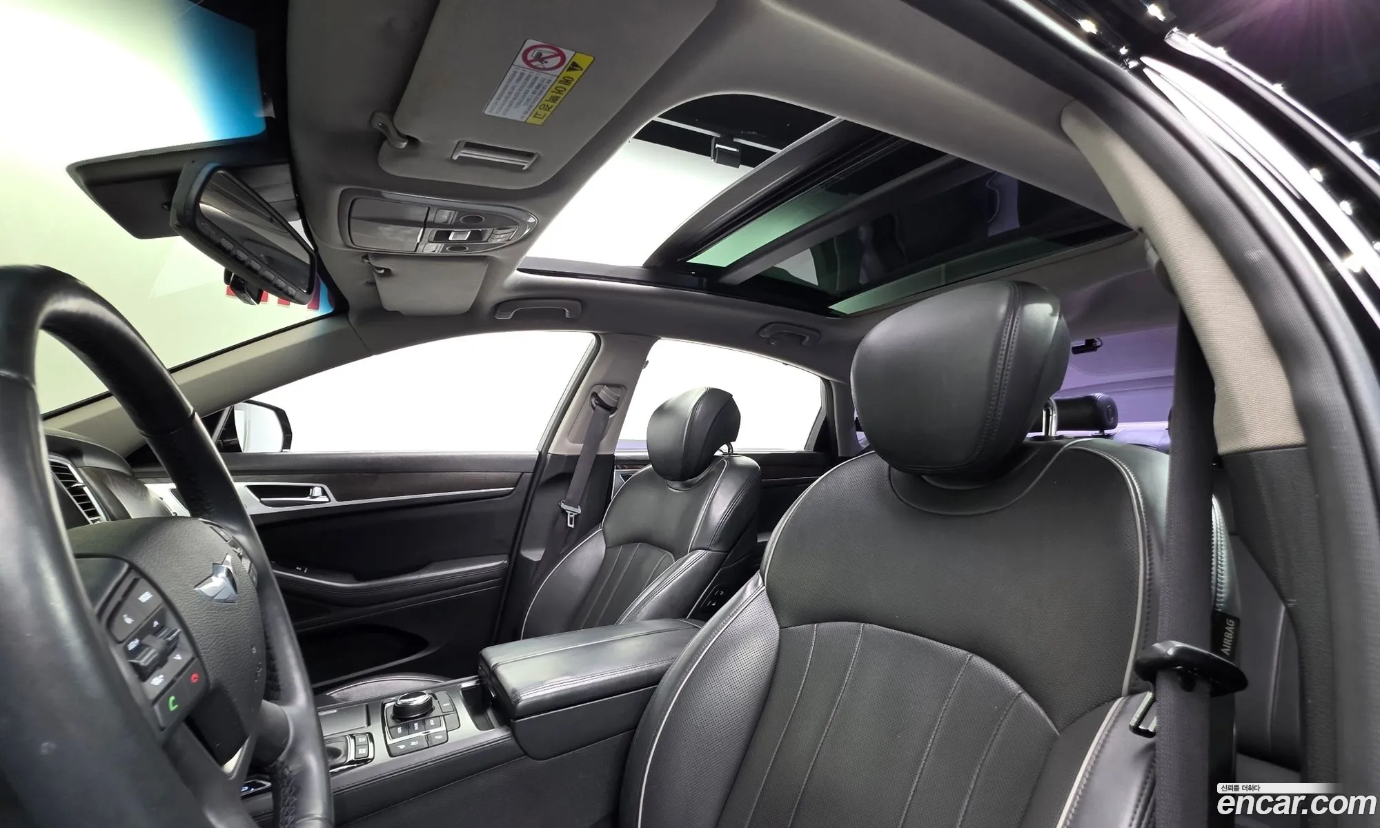 Hyundai Genesis DH 2016 — 31
