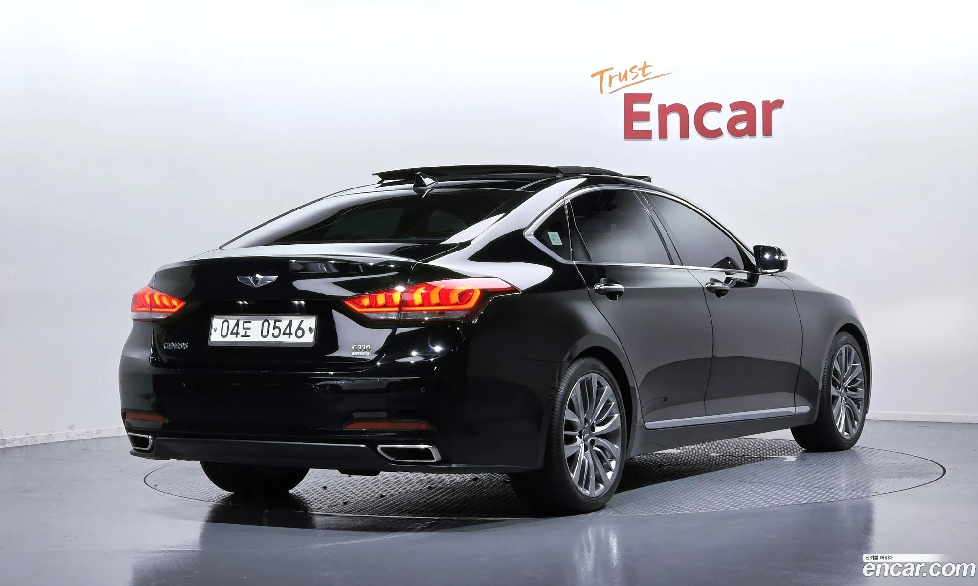 Hyundai Genesis DH 2016 — 32