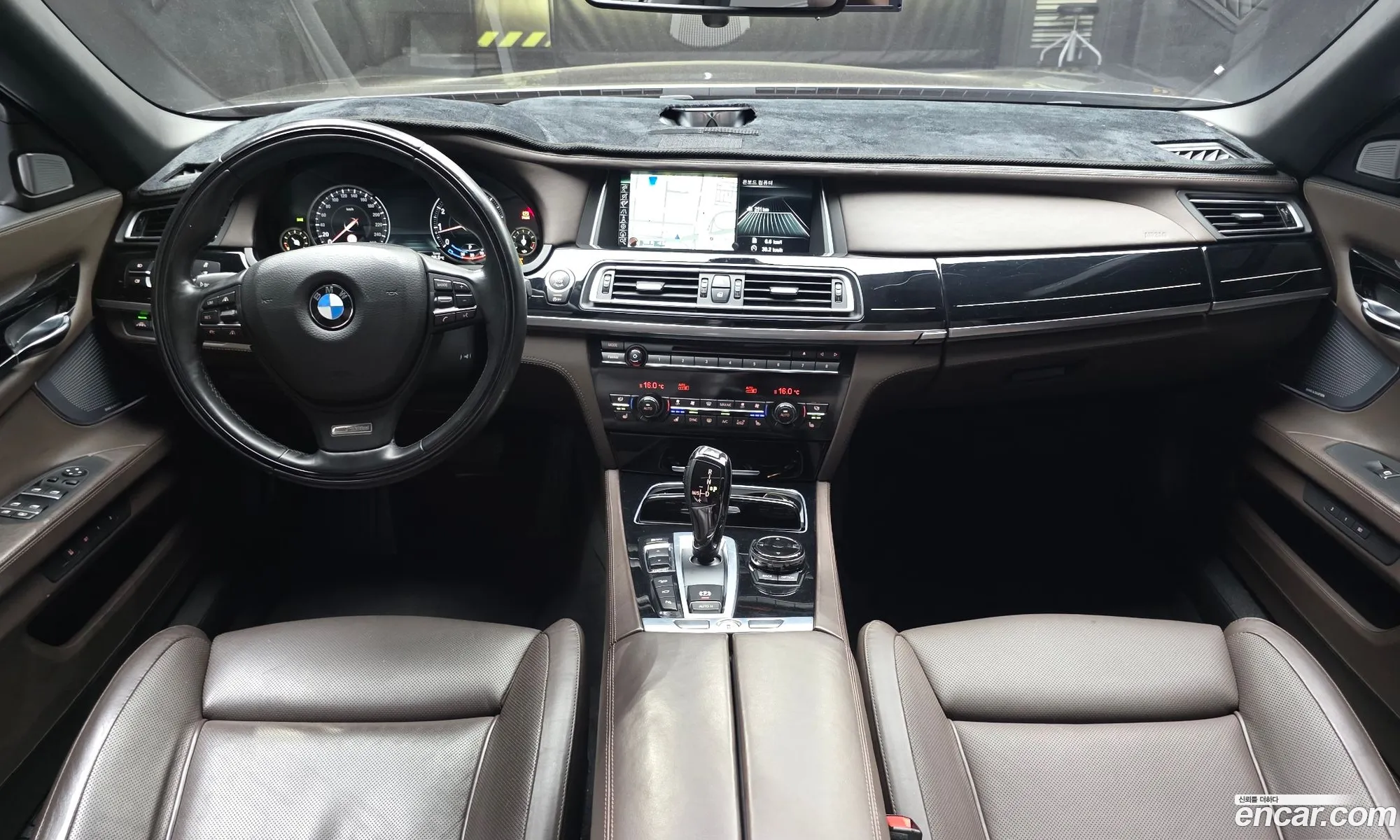 BMW 7 Series 2015 — 14