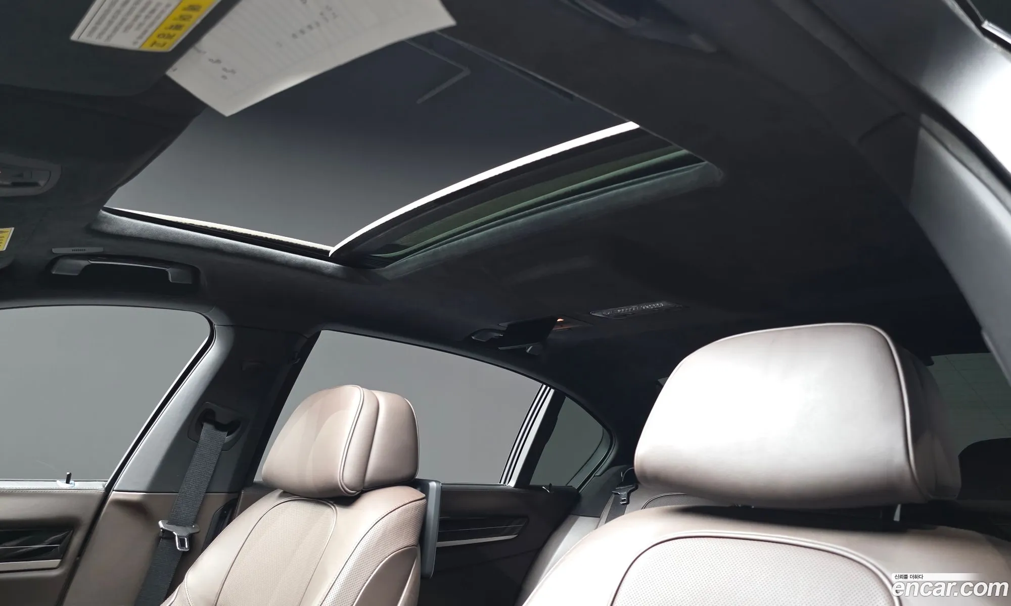 BMW 7 Series 2015 — 18