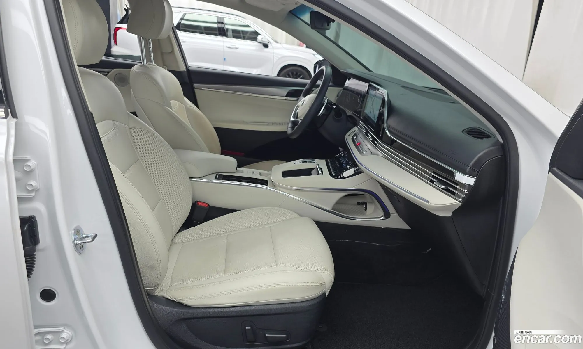 Hyundai Grandeur IG 2022 — 17
