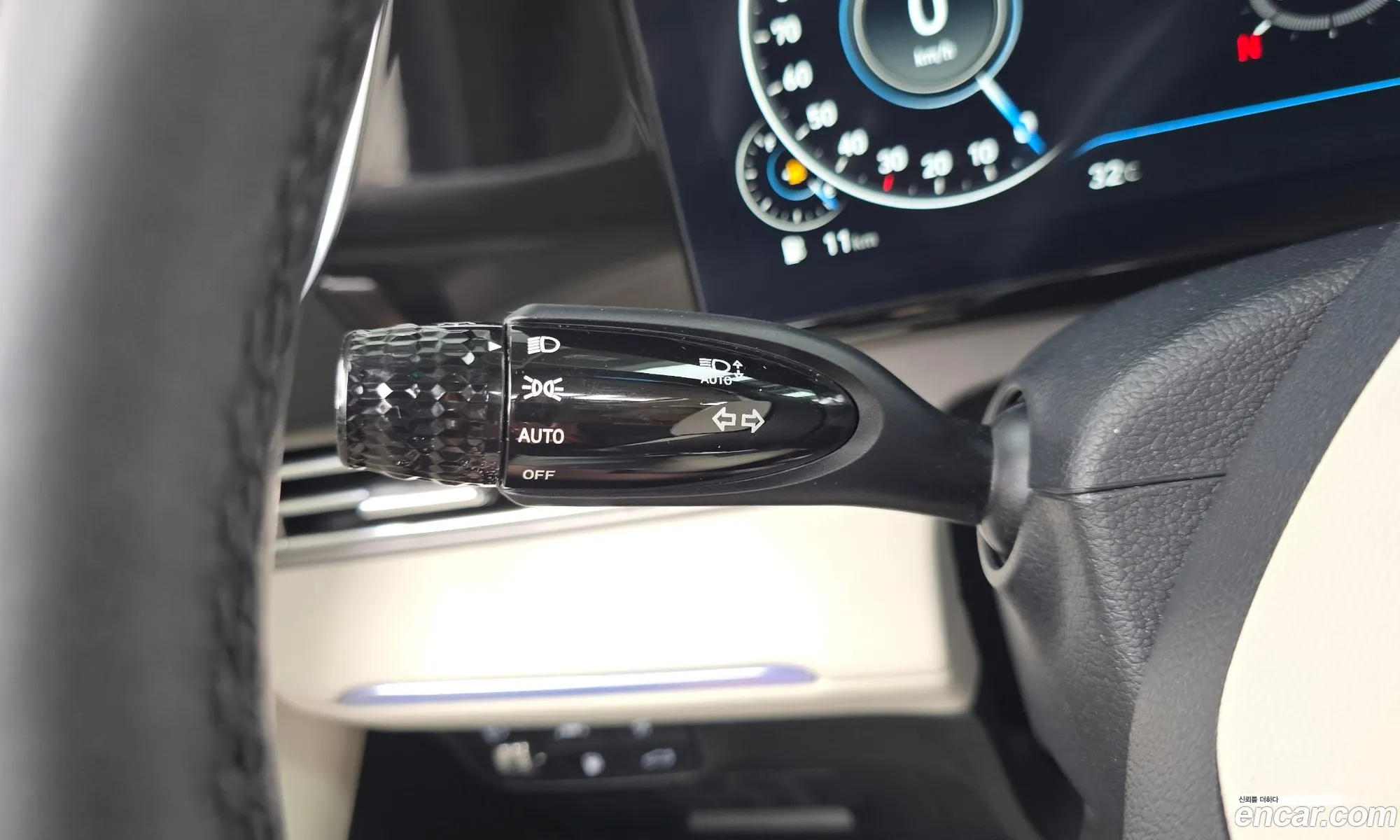 Hyundai Grandeur IG 2022 — 28