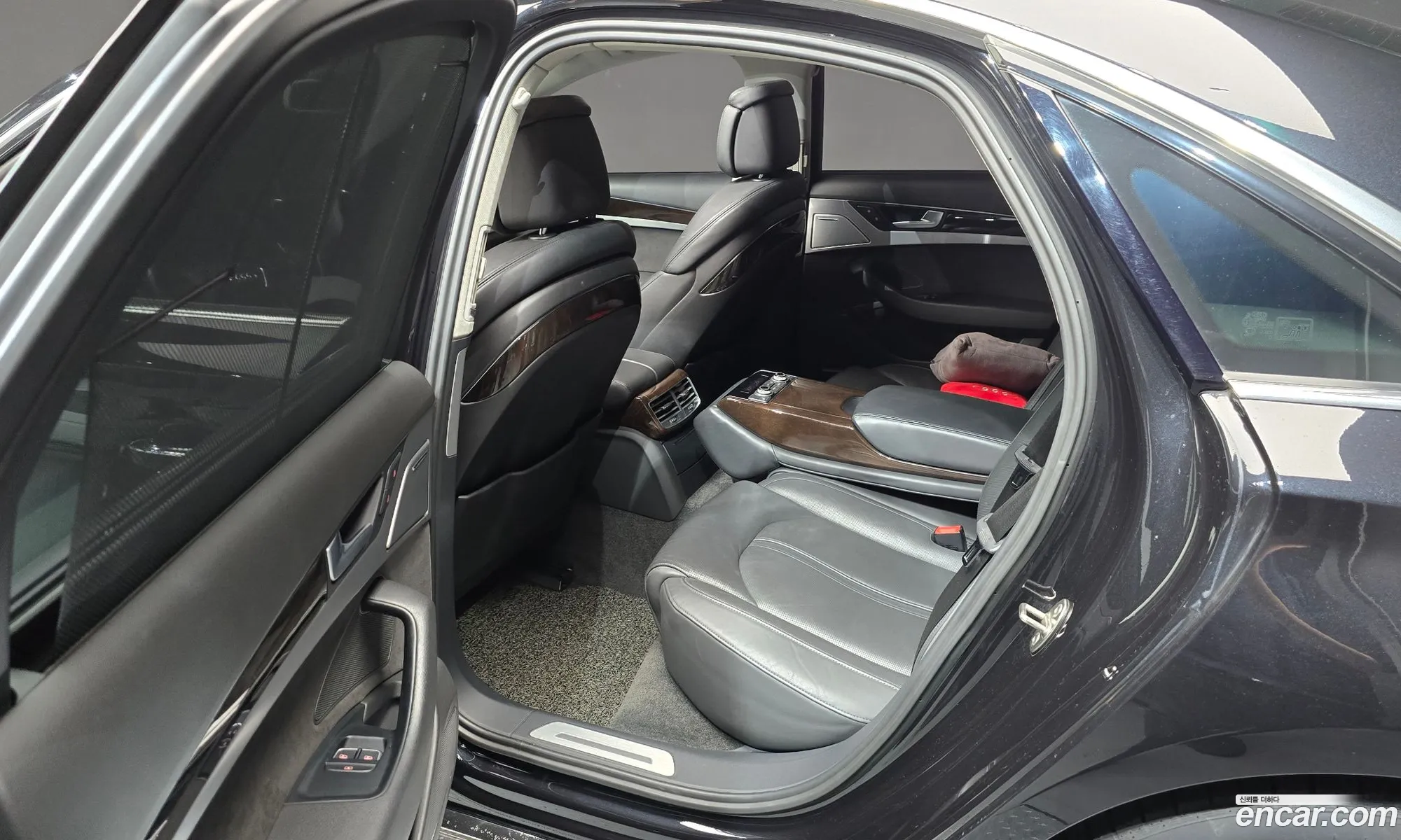 Audi A8 2014 WAUZZZ4H7FN001365 — 16