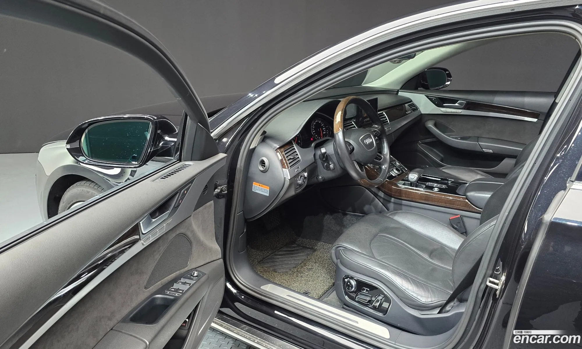 Audi A8 2014 WAUZZZ4H7FN001365 — 19