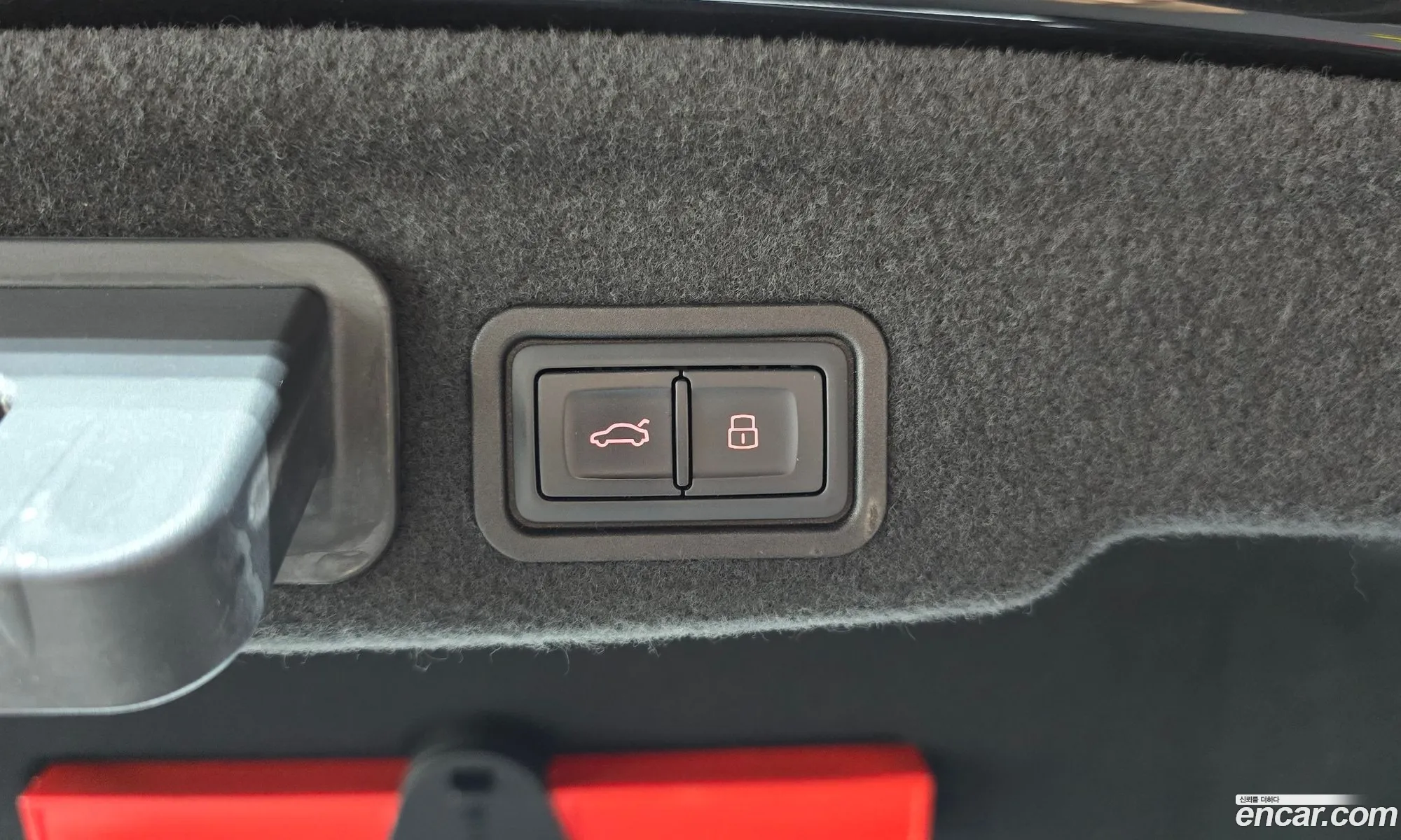 Audi A8 2014 WAUZZZ4H7FN001365 — 7