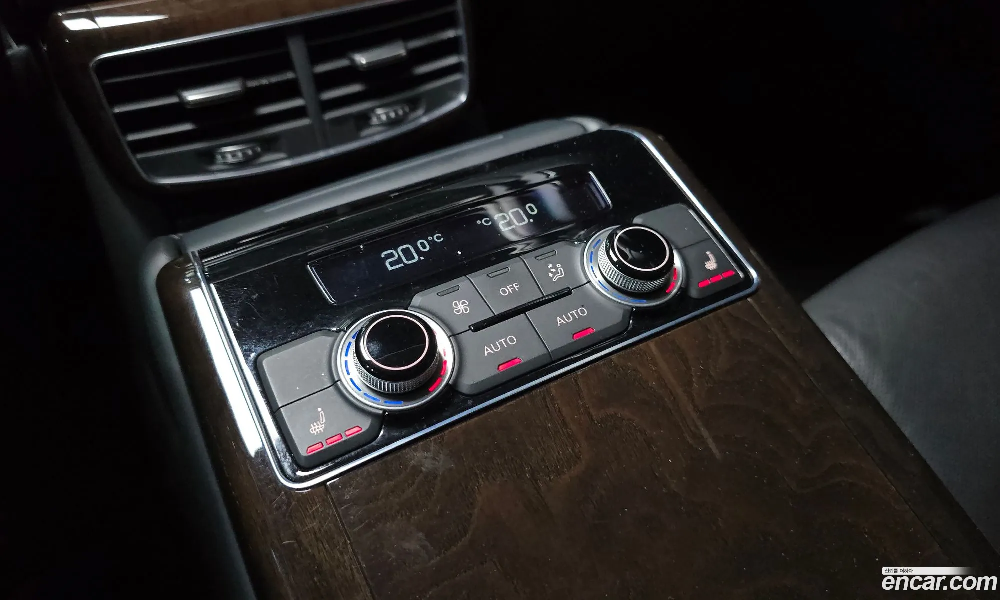 Audi A8 2014 WAUZZZ4H7FN001365 — 10
