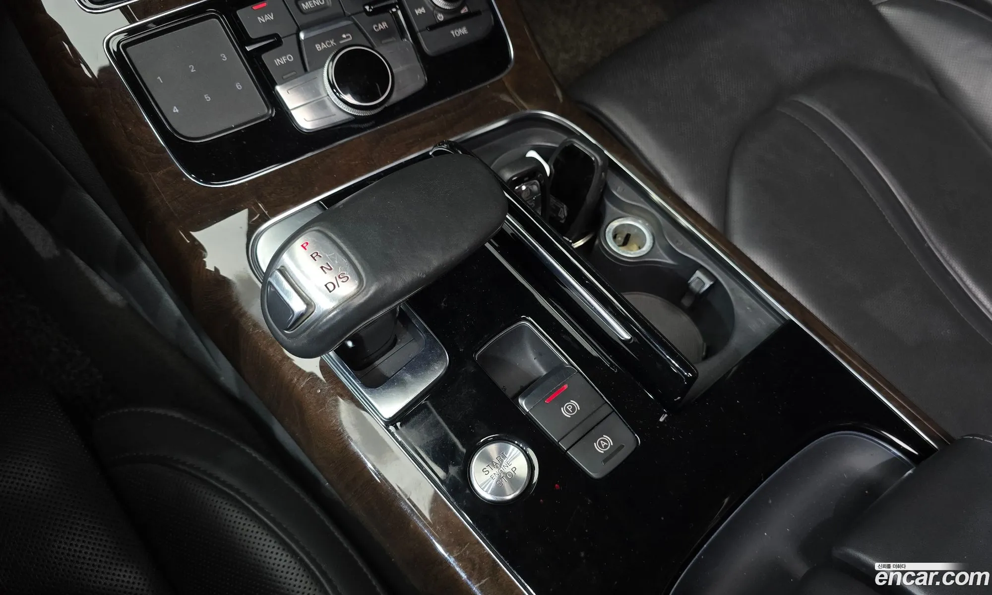 Audi A8 2014 WAUZZZ4H7FN001365 — 3