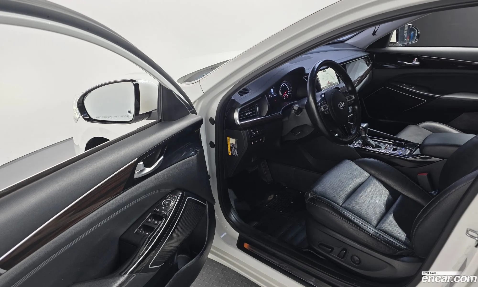 Kia K7 2018 — 14