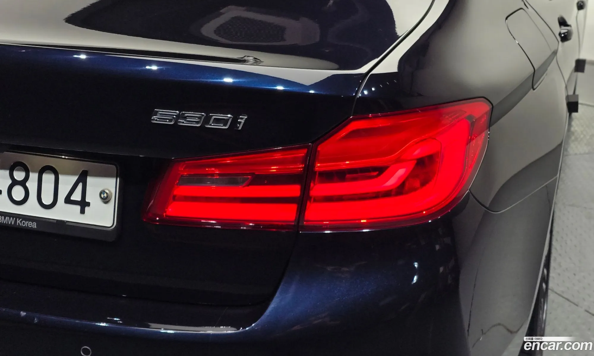 BMW 5 Series 2019 WBAJD9103KWC84350 — 17