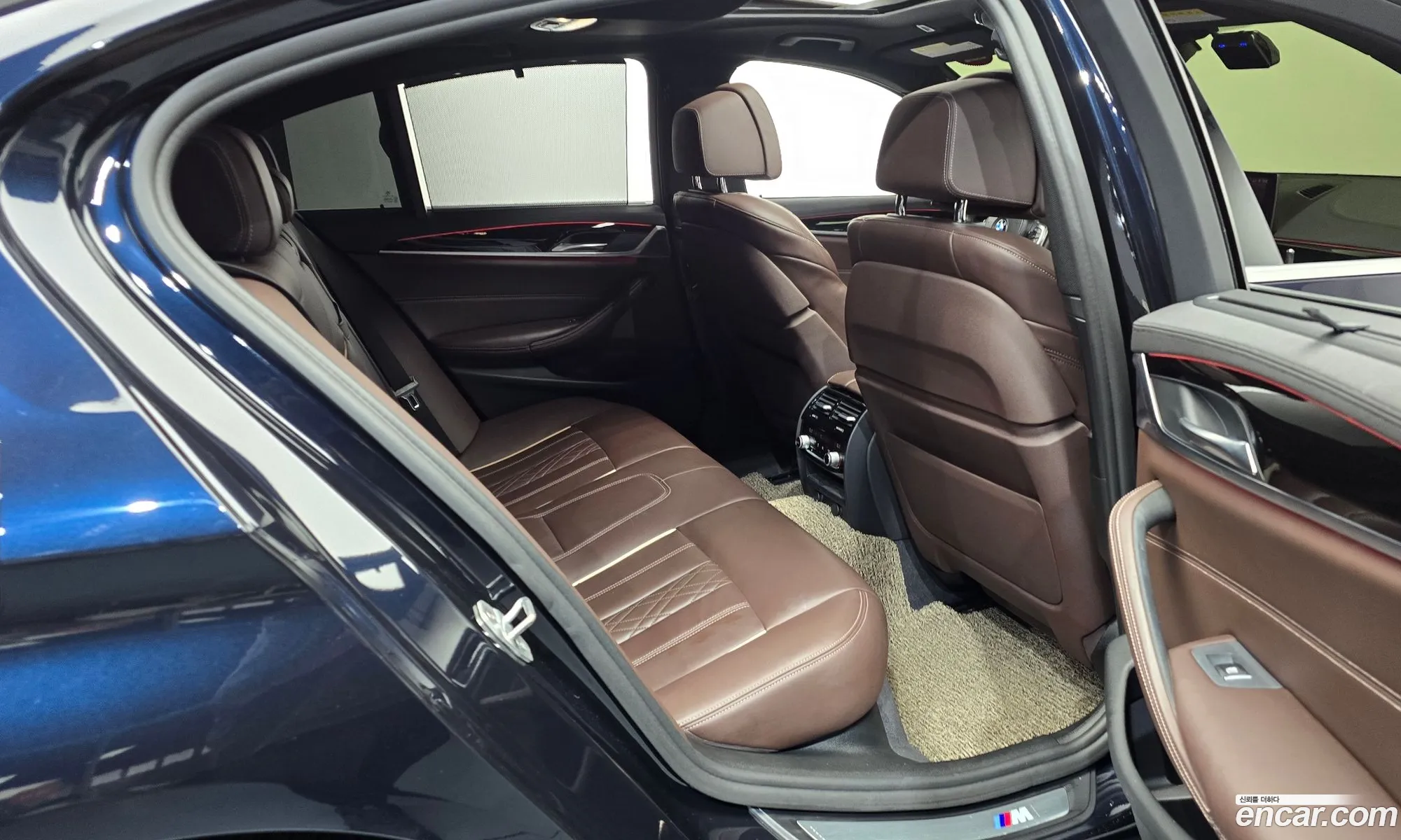 BMW 5 Series 2019 WBAJD9103KWC84350 — 10