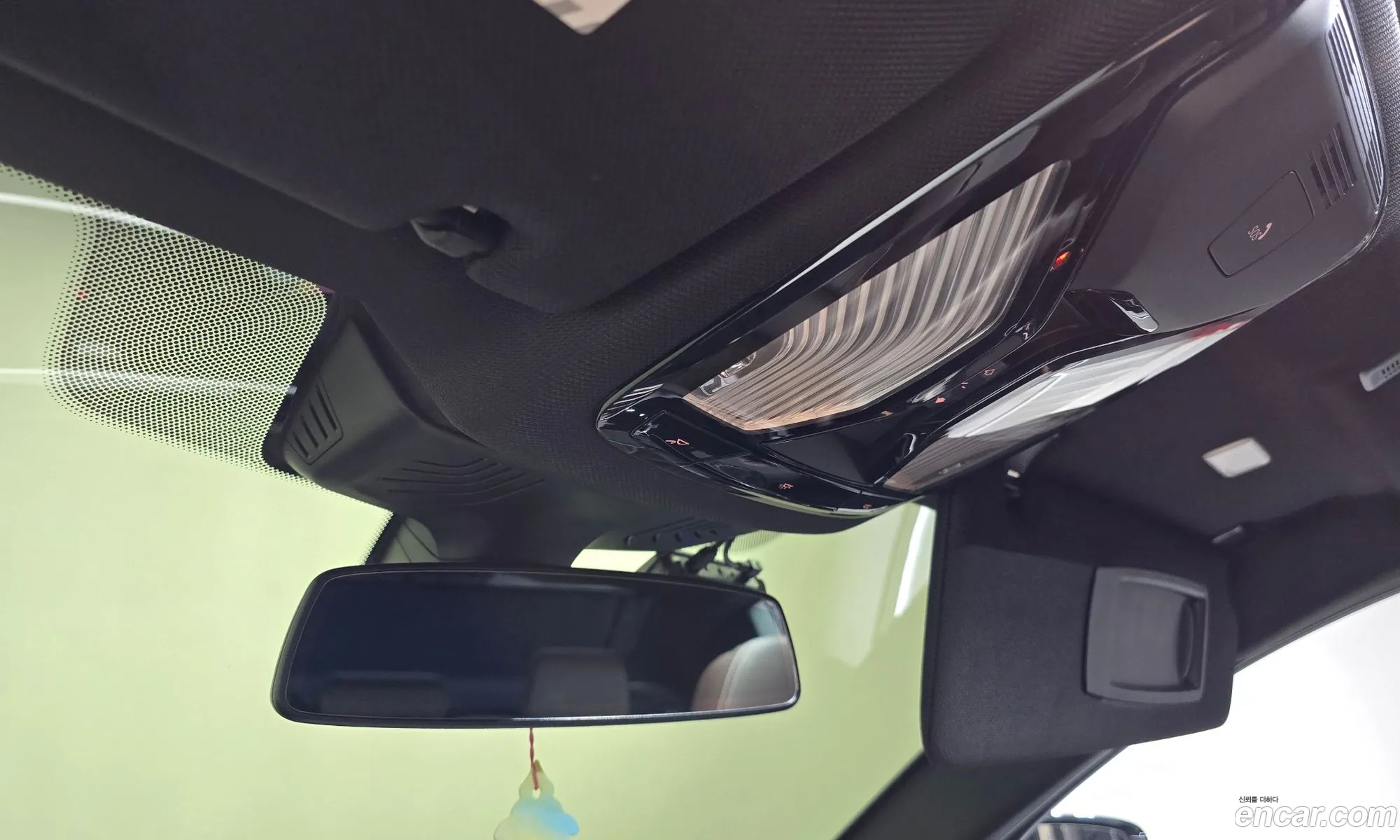 BMW 5 Series 2019 WBAJD9103KWC84350 — 5