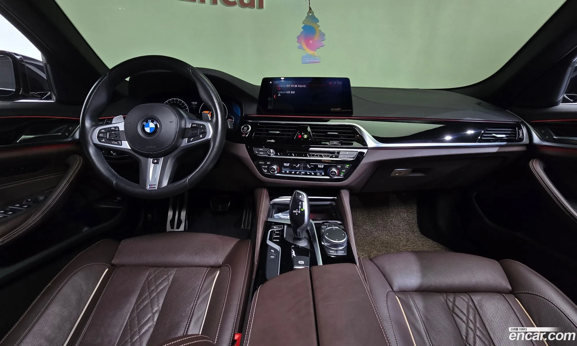 BMW 5 Series 2019 WBAJD9103KWC84350 — 18