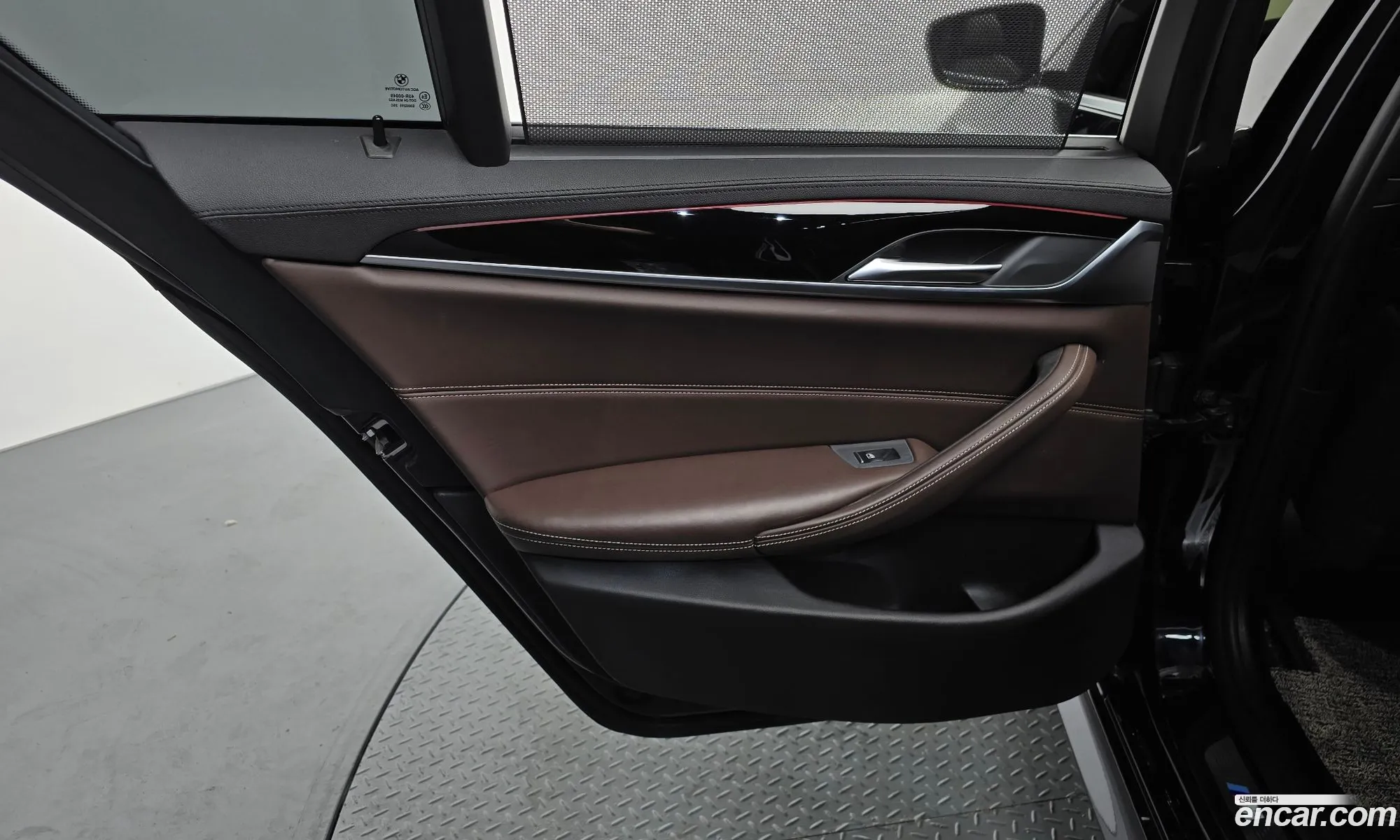 BMW 5 Series 2019 WBAJD9103KWC84350 — 9