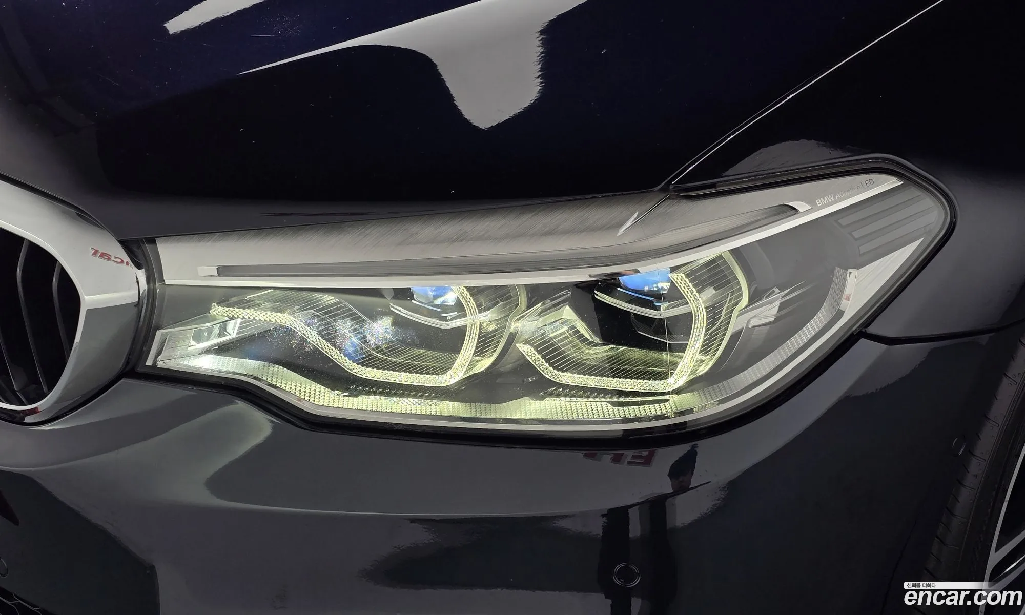 BMW 5 Series 2019 WBAJD9103KWC84350 — 28
