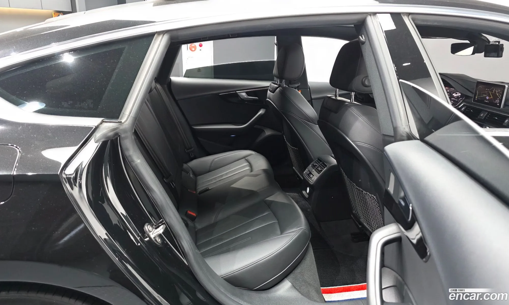 Audi A5 2019 WAUZZZF59KA076198 — 8