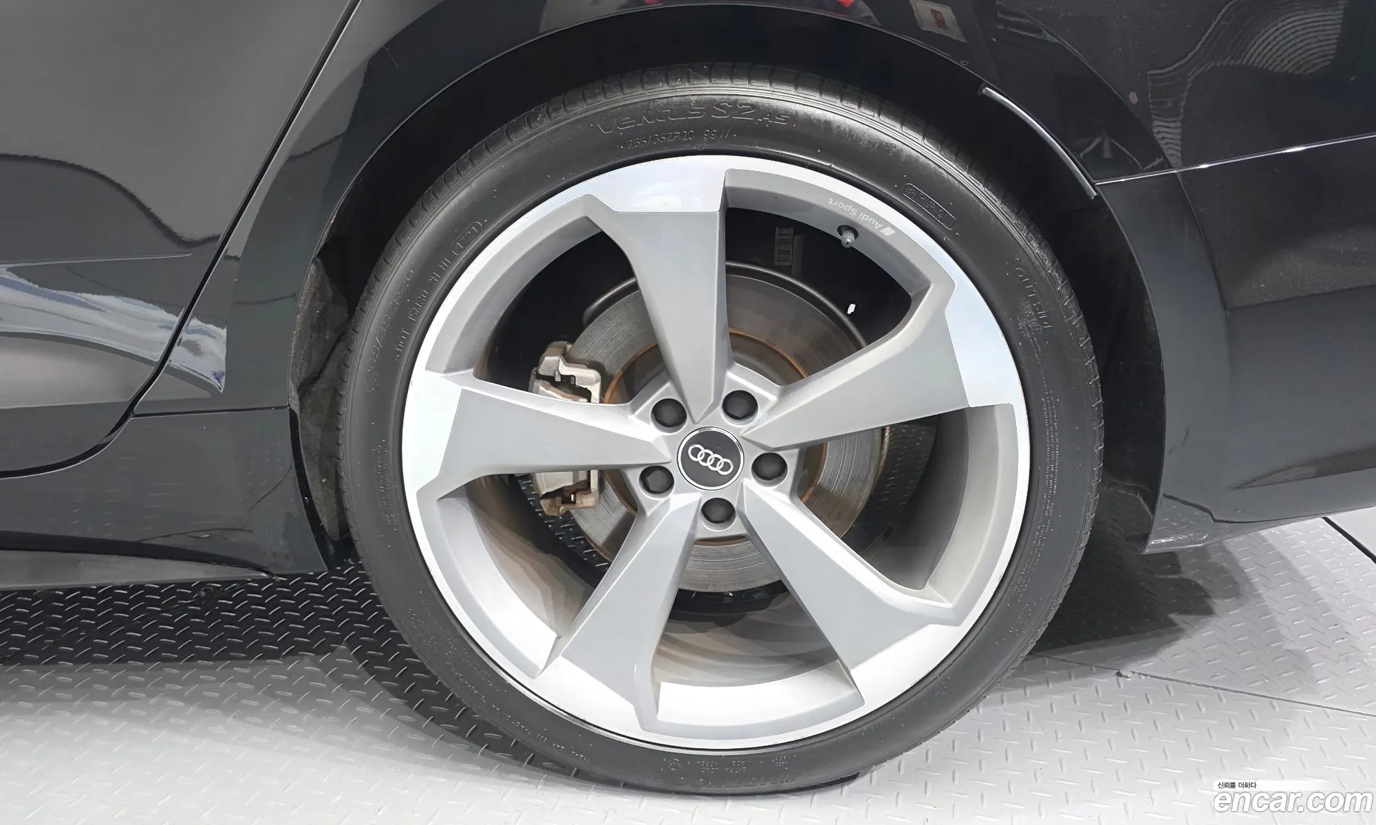 Audi A5 2019 WAUZZZF59KA076198 — 13