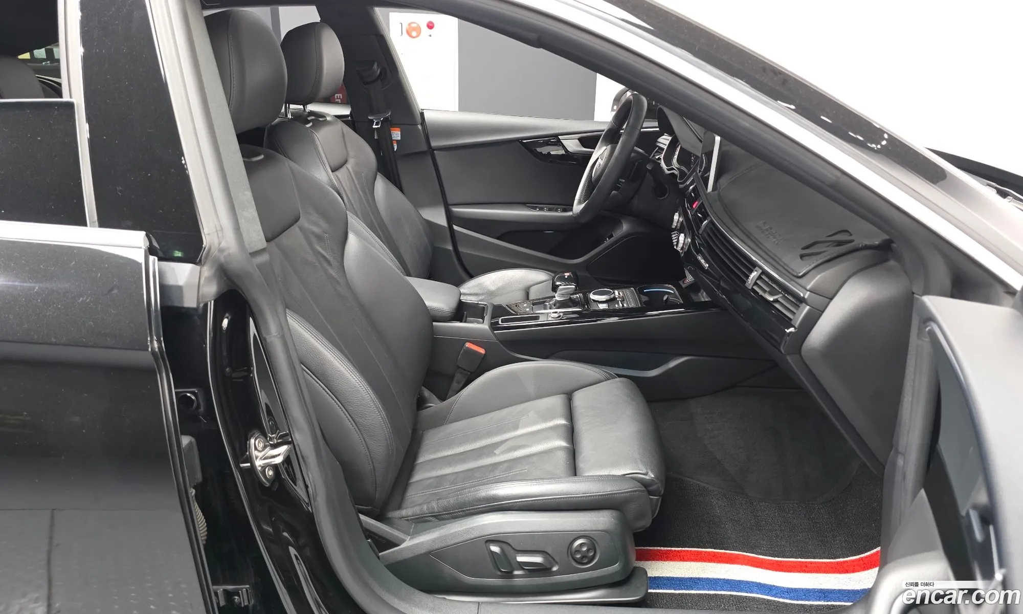 Audi A5 2019 WAUZZZF59KA076198 — 24