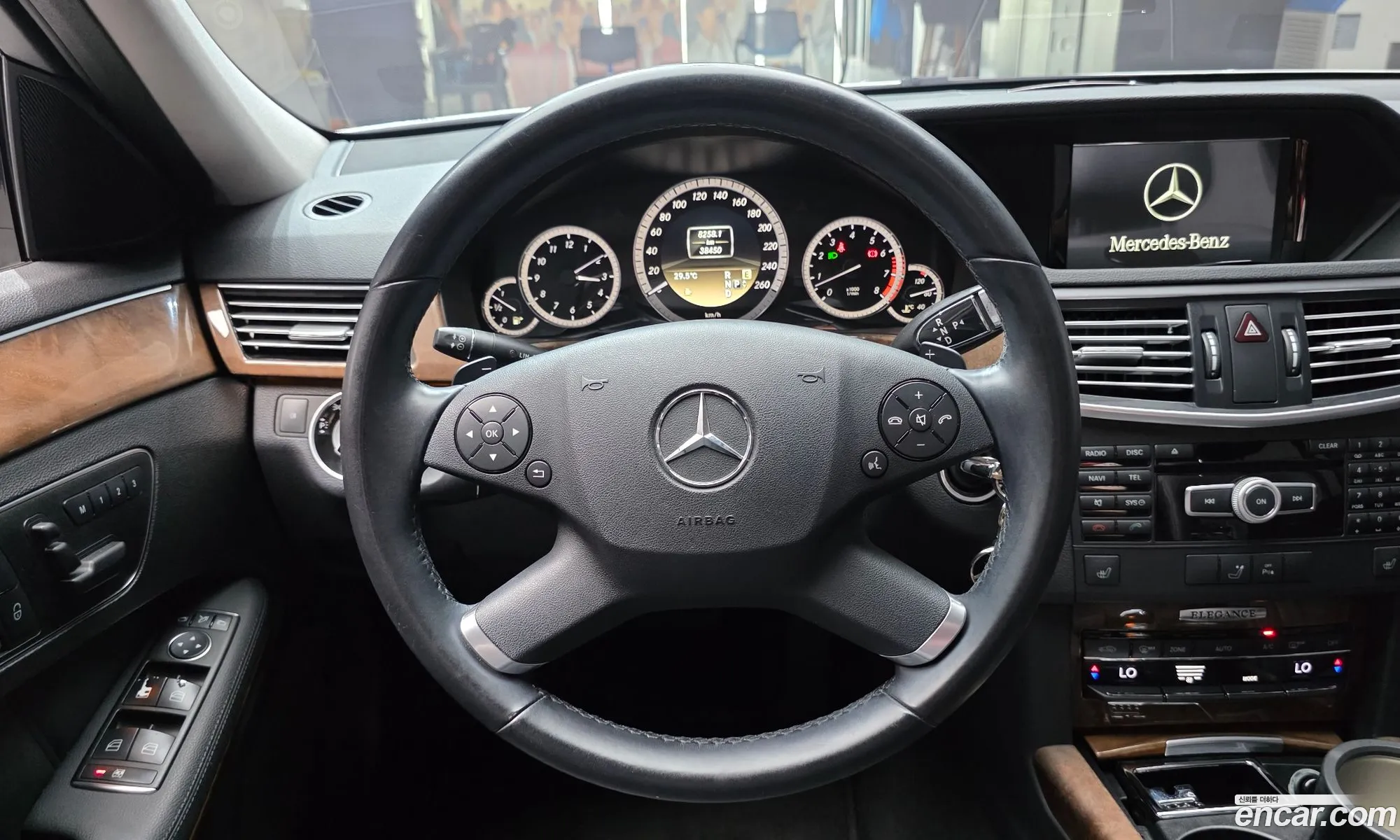 Mercedes-Benz E-Class W212 2012 WDDHF5DB8CA556720 — 16
