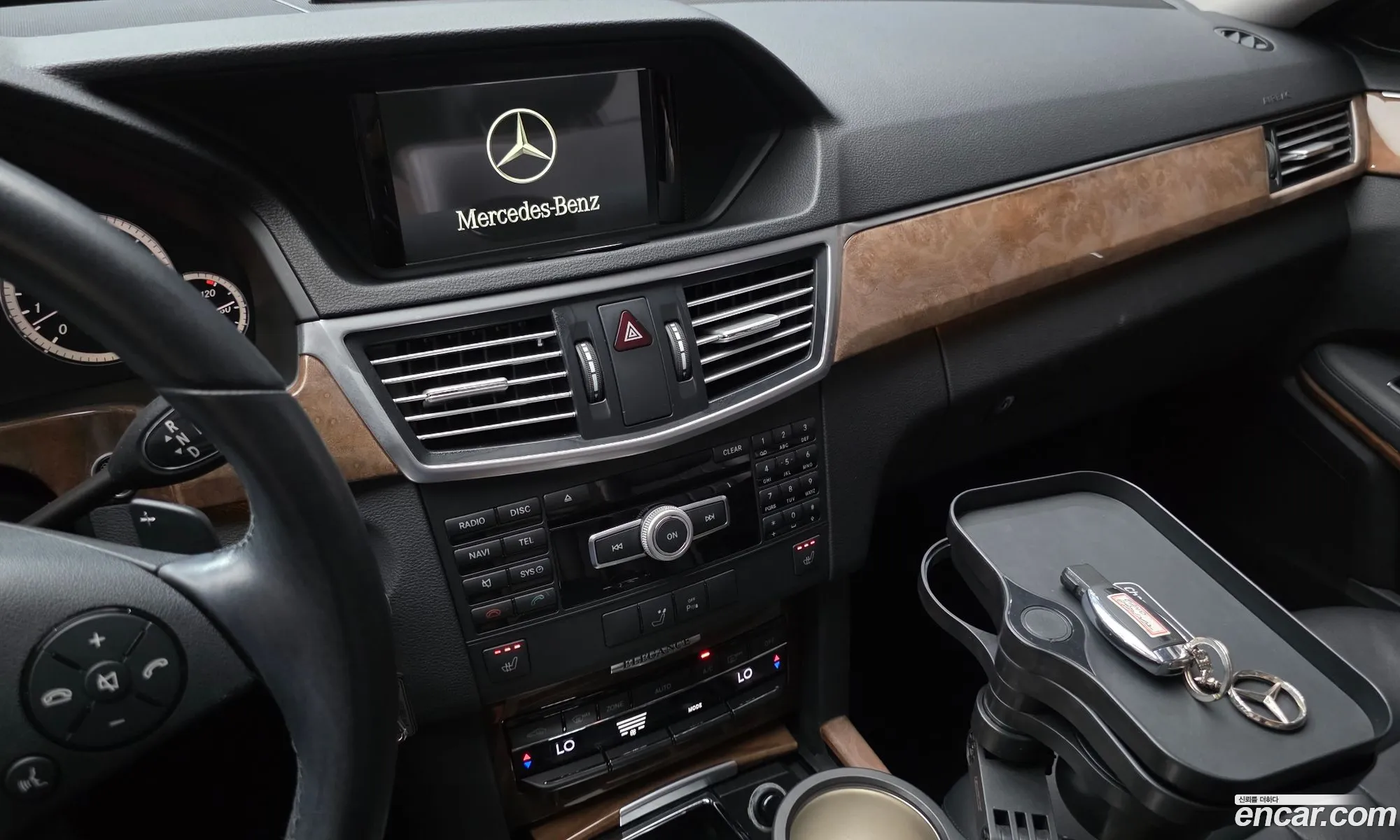 Mercedes-Benz E-Class W212 2012 WDDHF5DB8CA556720 — 11
