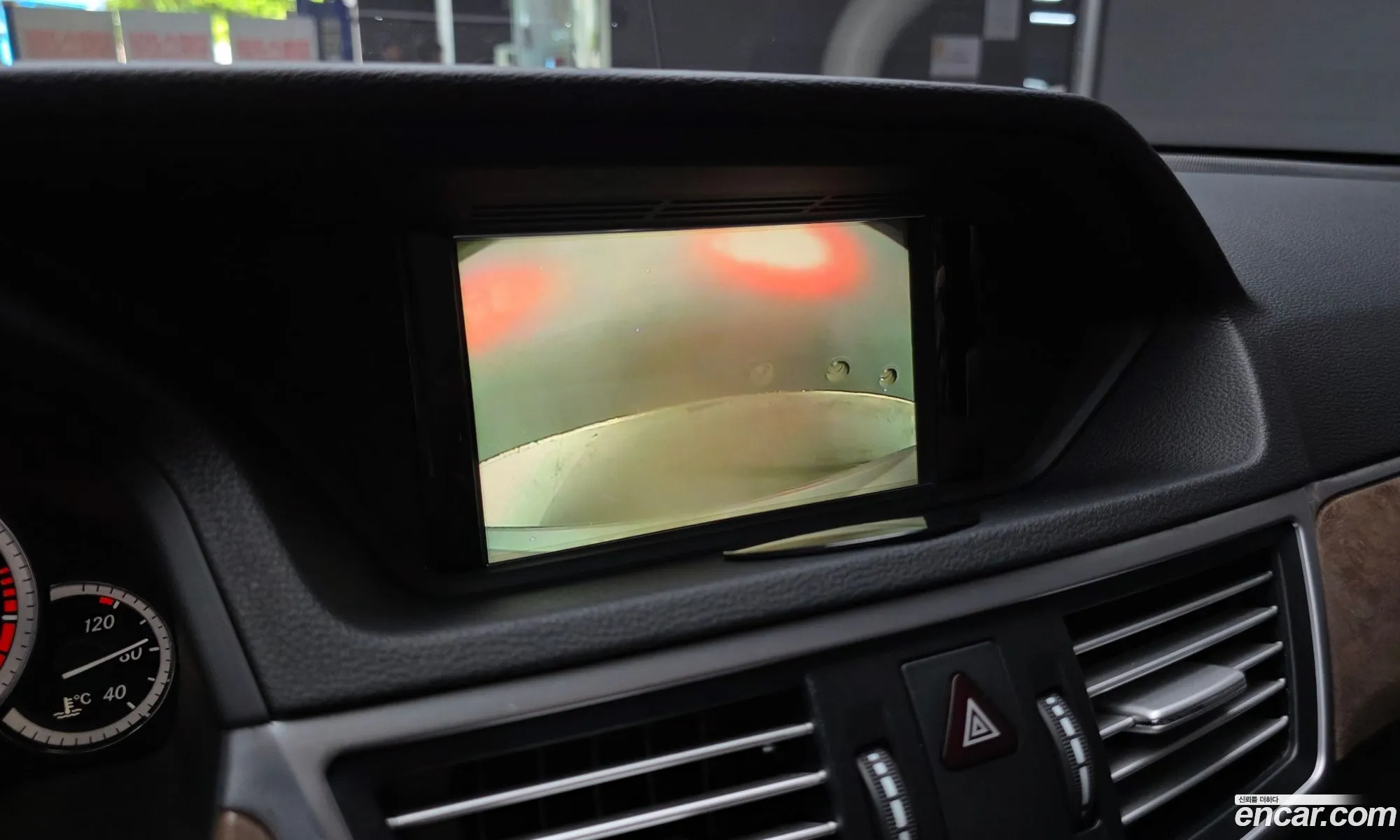 Mercedes-Benz E-Class W212 2012 WDDHF5DB8CA556720 — 13