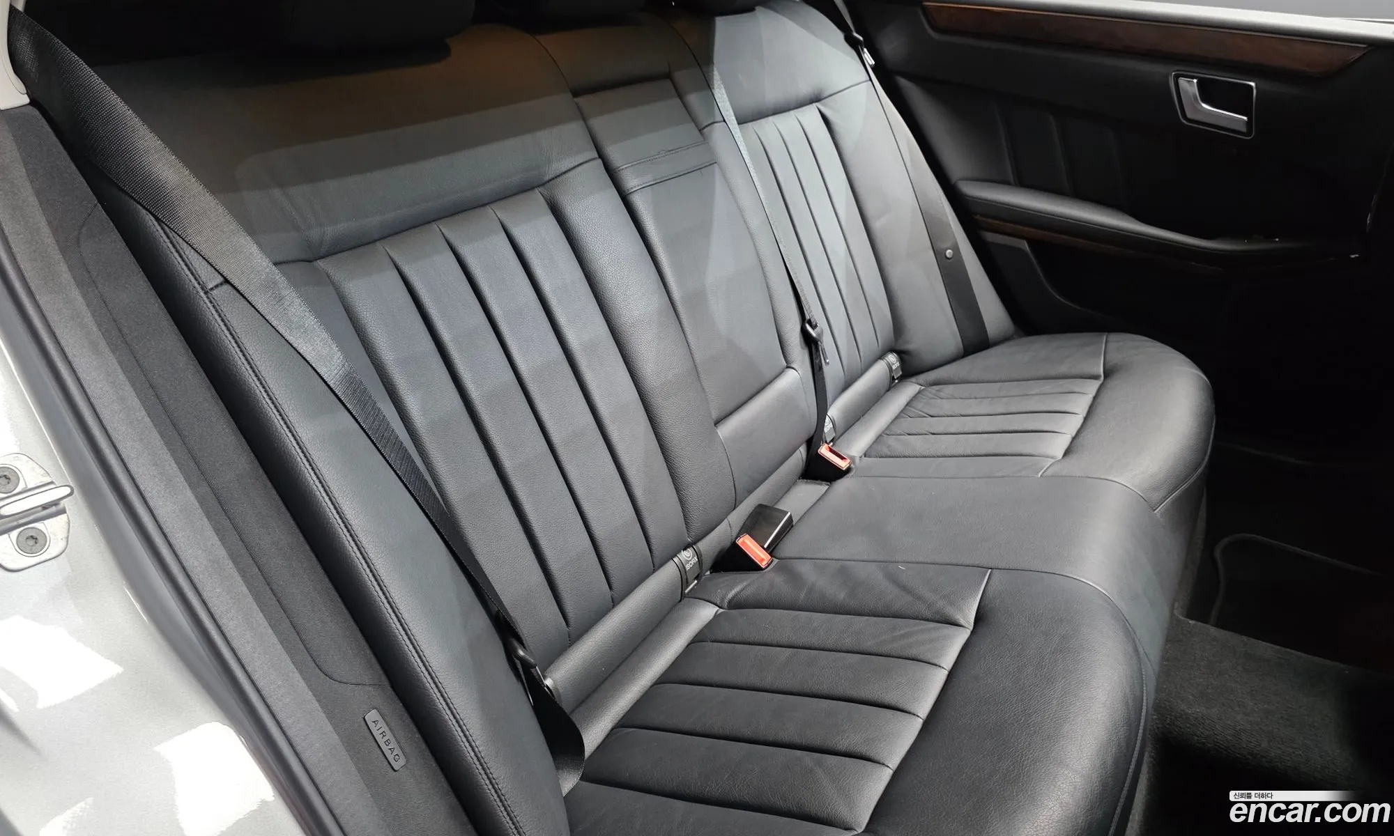 Mercedes-Benz E-Class W212 2012 WDDHF5DB8CA556720 — 8