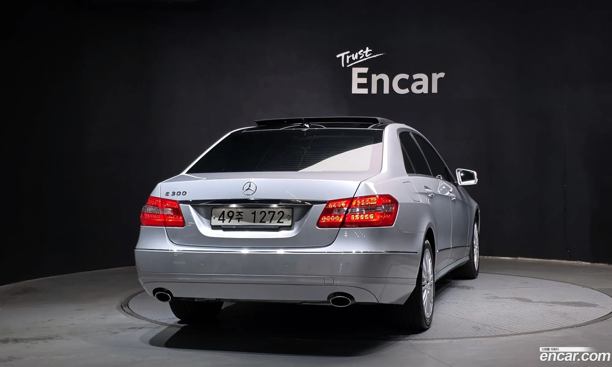 Mercedes-Benz E-Class W212 2012 WDDHF5DB8CA556720 — 18