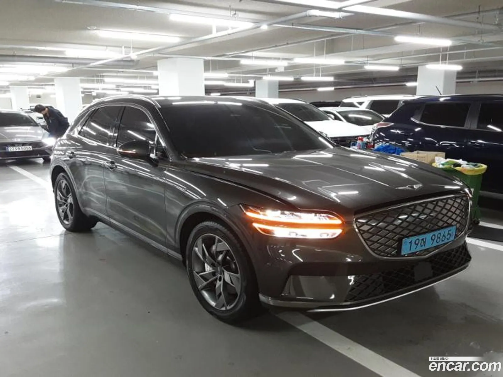 Genesis Electrified GV70 2024 — 10