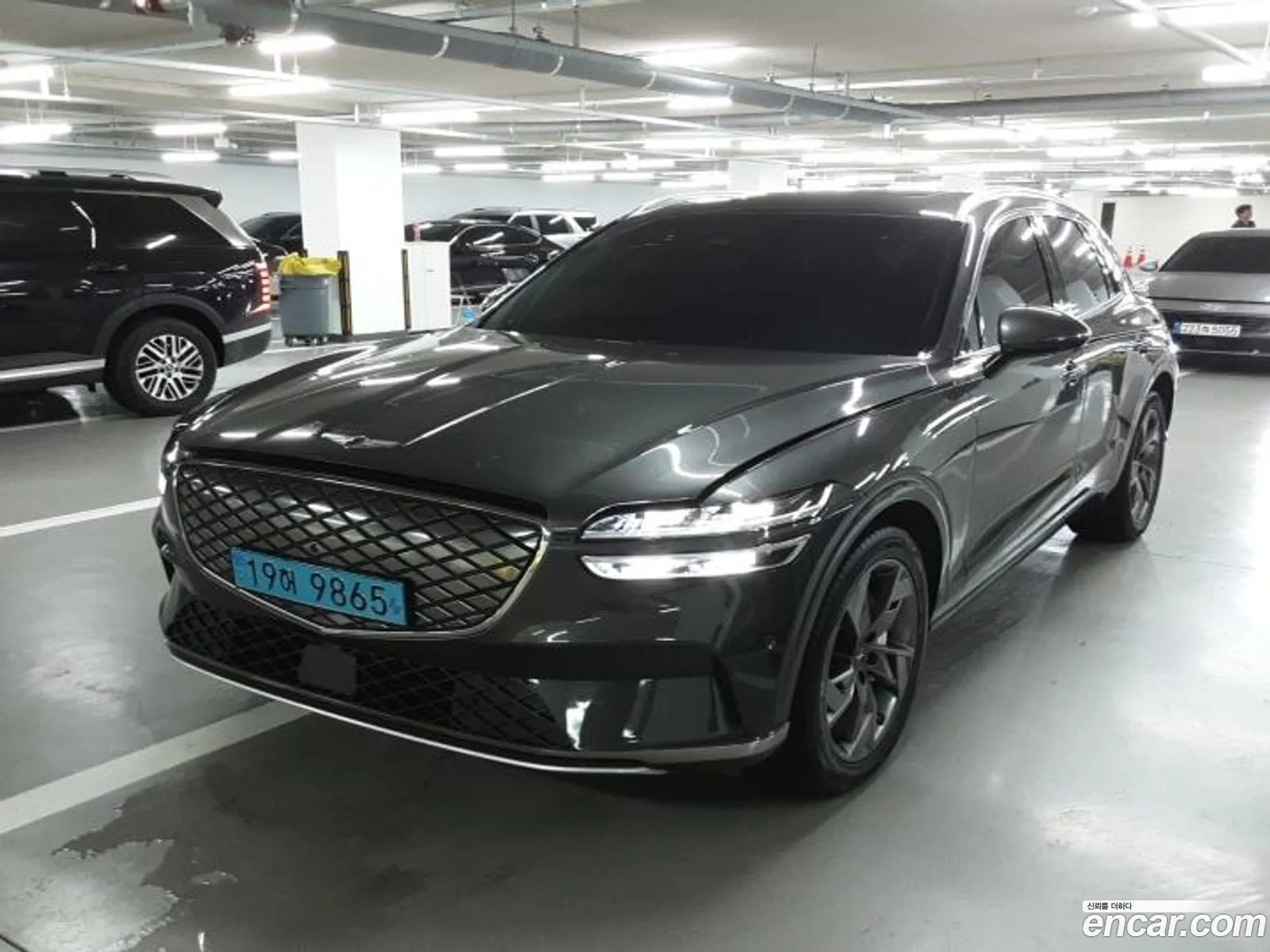 Genesis Electrified GV70 2024 — 3