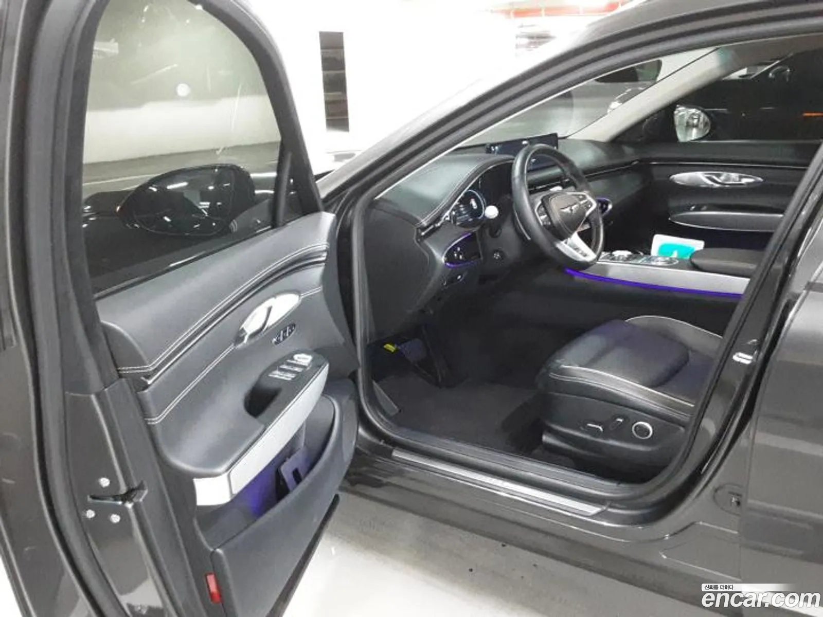 Genesis Electrified GV70 2024 — 17