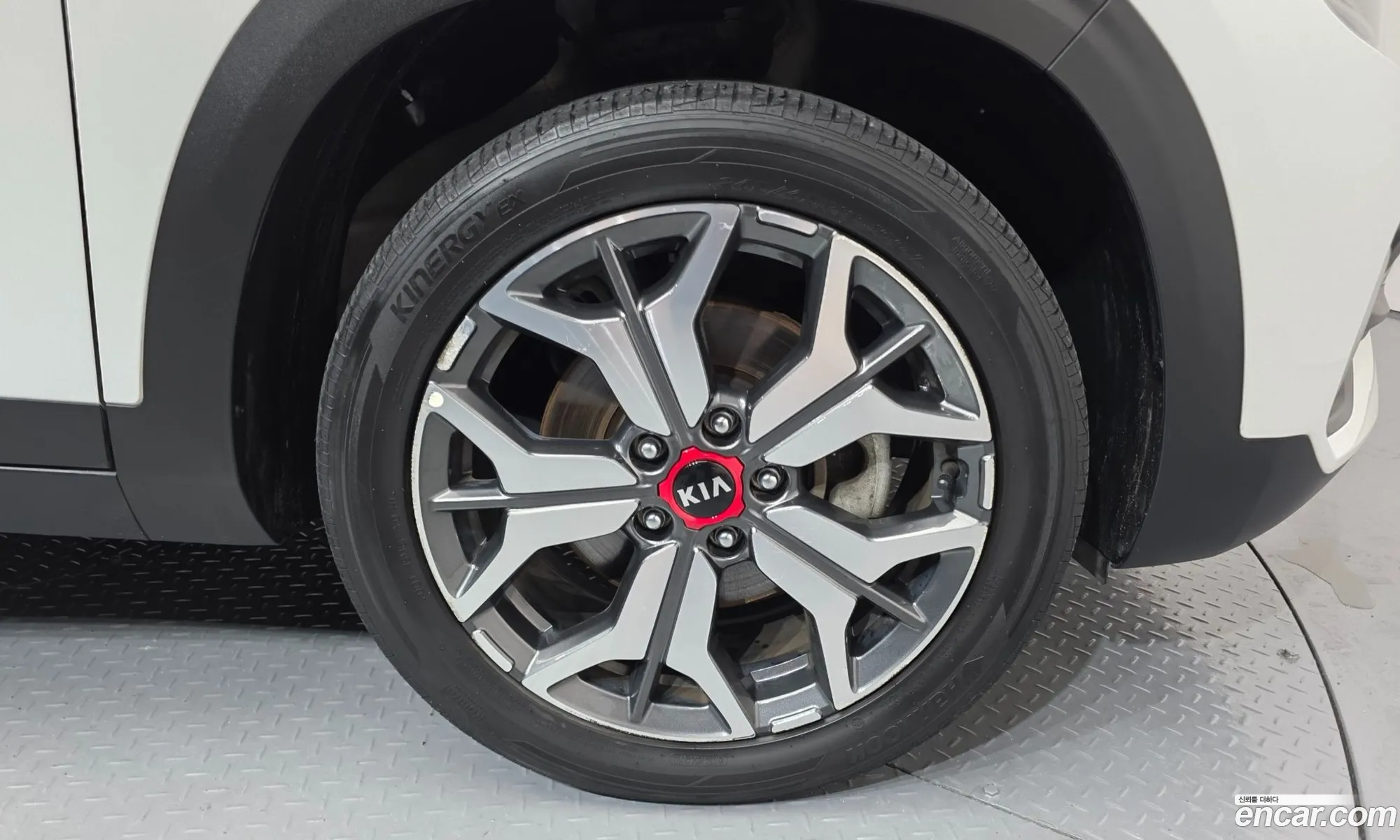 Kia Seltos 2021 KNAET812GNK256137 — 12