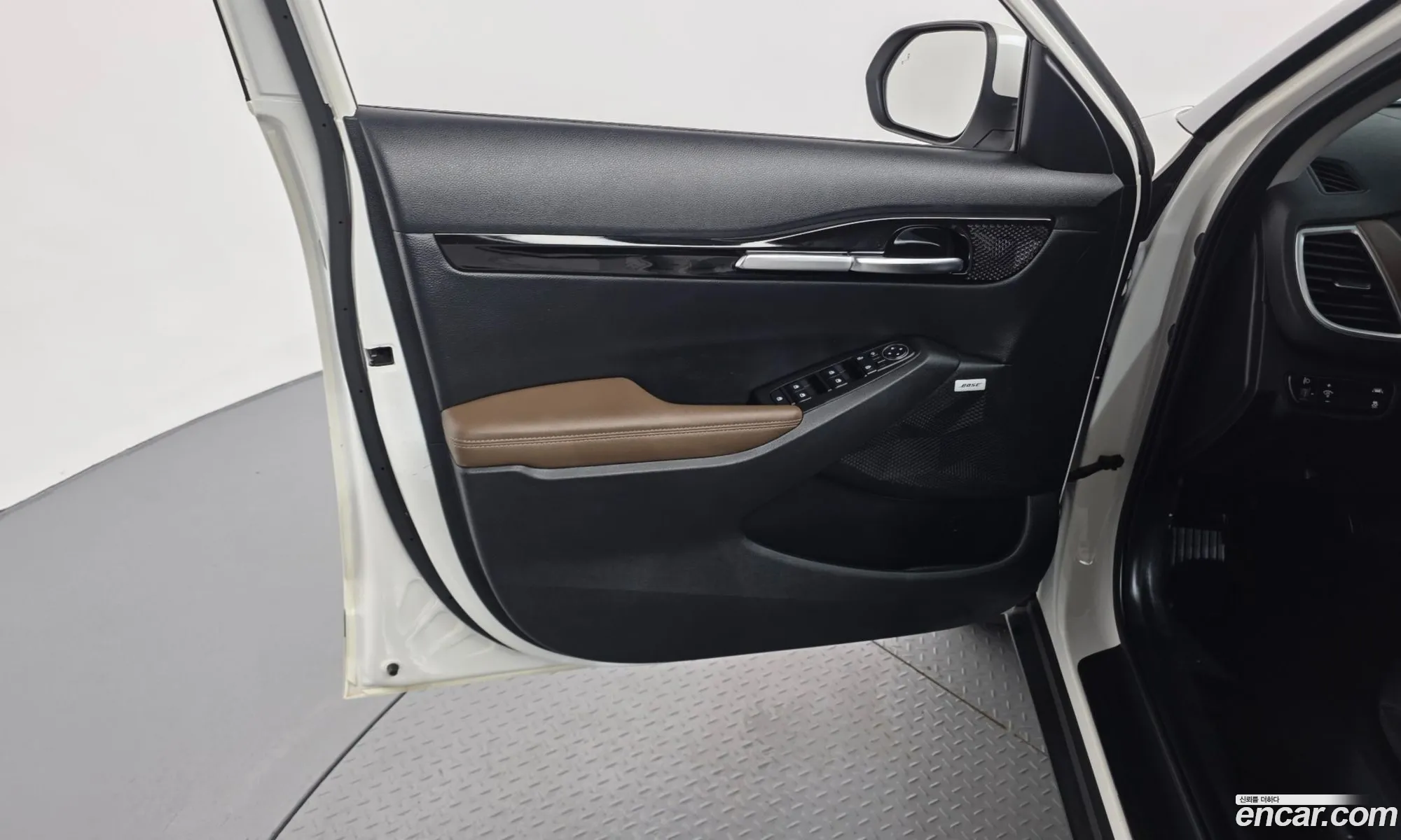Kia Seltos 2021 KNAET812GNK256137 — 22