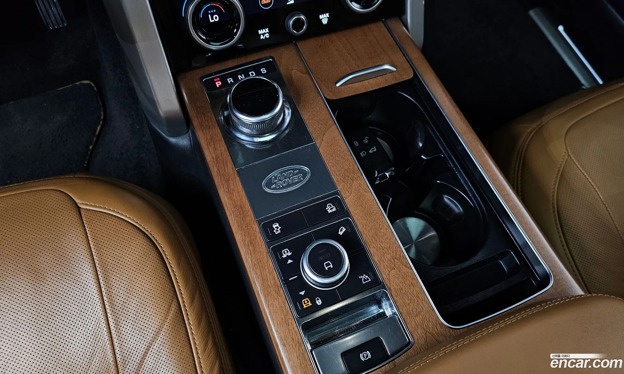 Land Rover Range Rover 2018 SALGA3BJ6JA515253 — 4