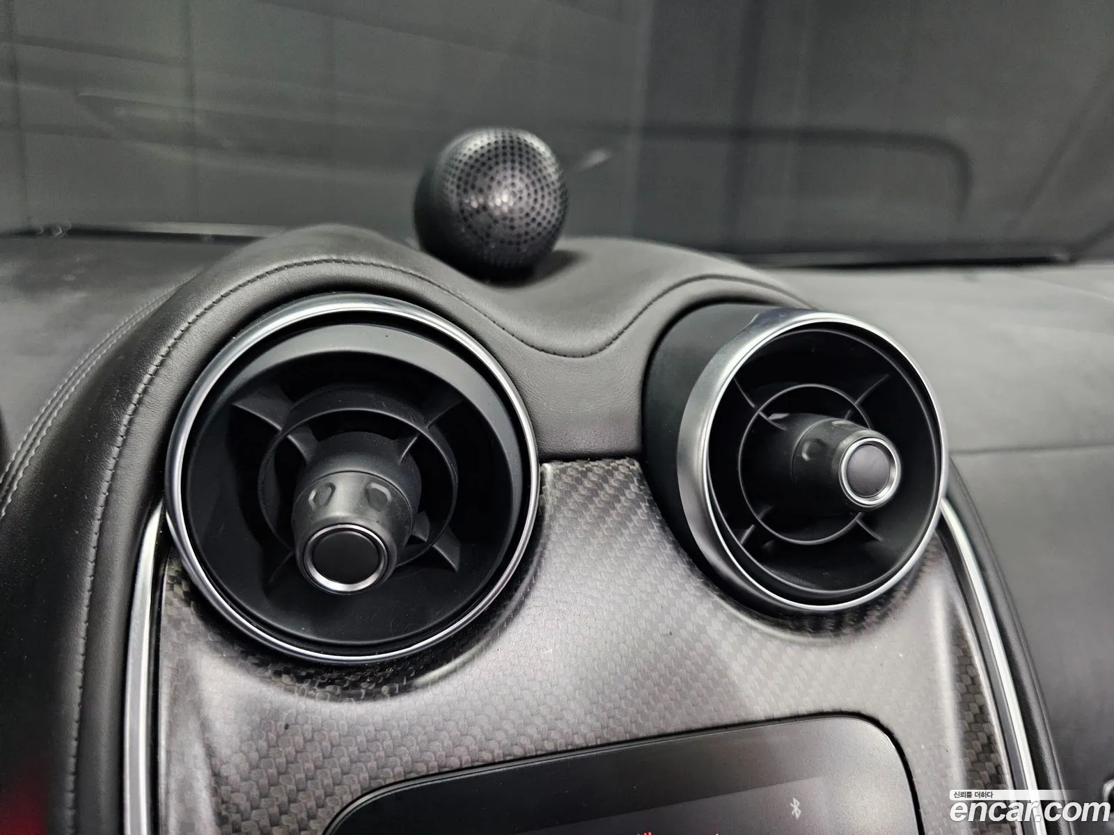 McLaren 570S 2019 — 16