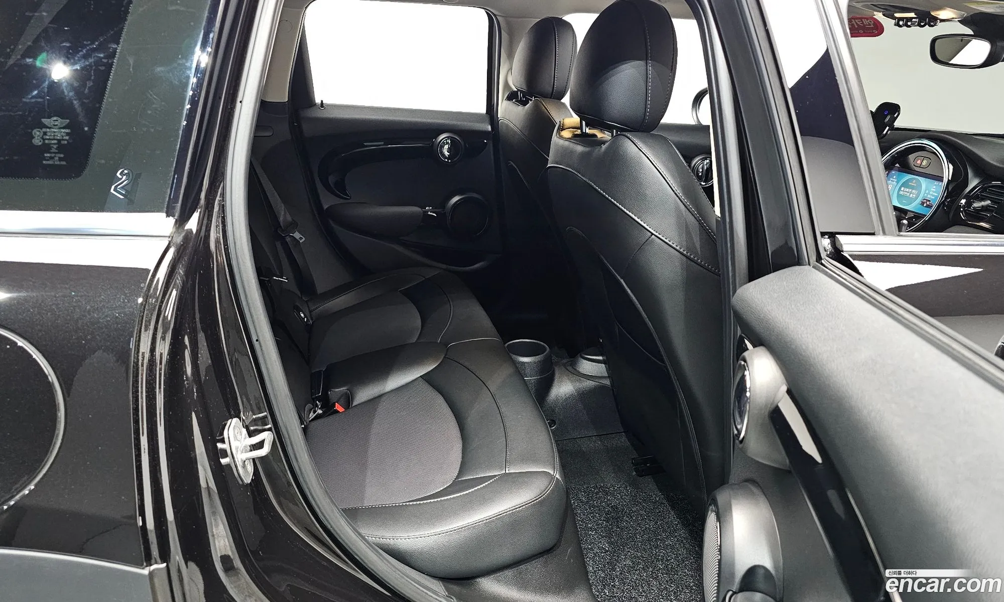 Mini Cooper 2021 WMW41DK06N2R05953 — 4
