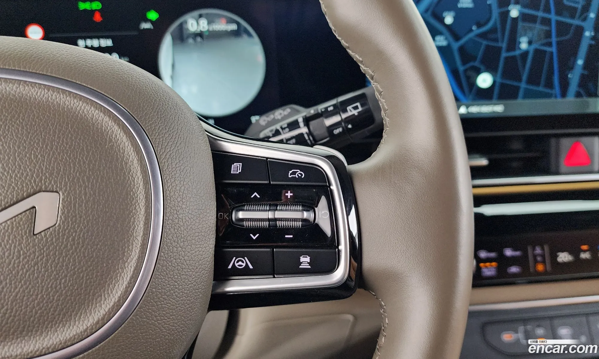 Kia Carnival 2024 — 24