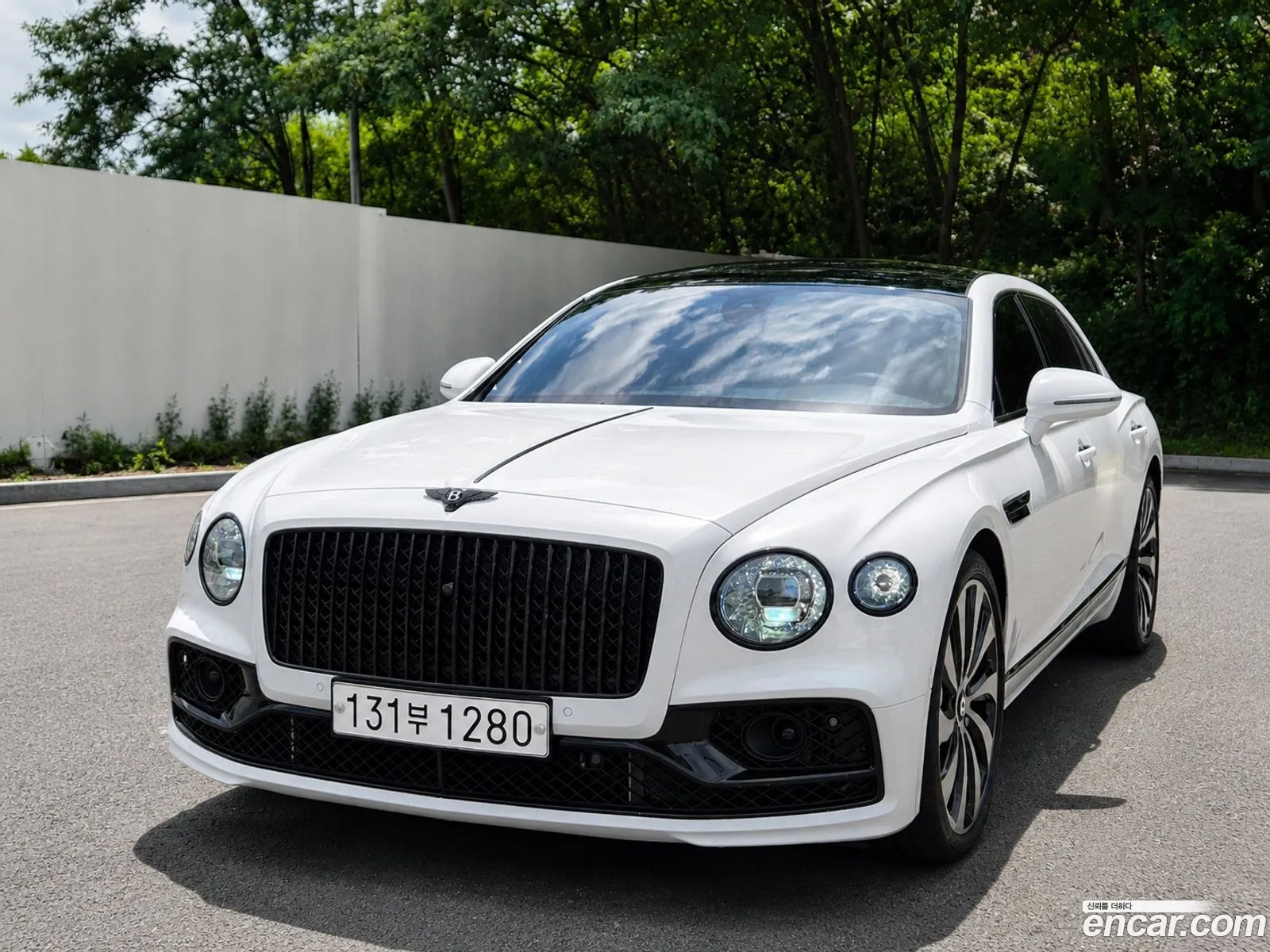 Bentley Flying Spur 2022 — 19
