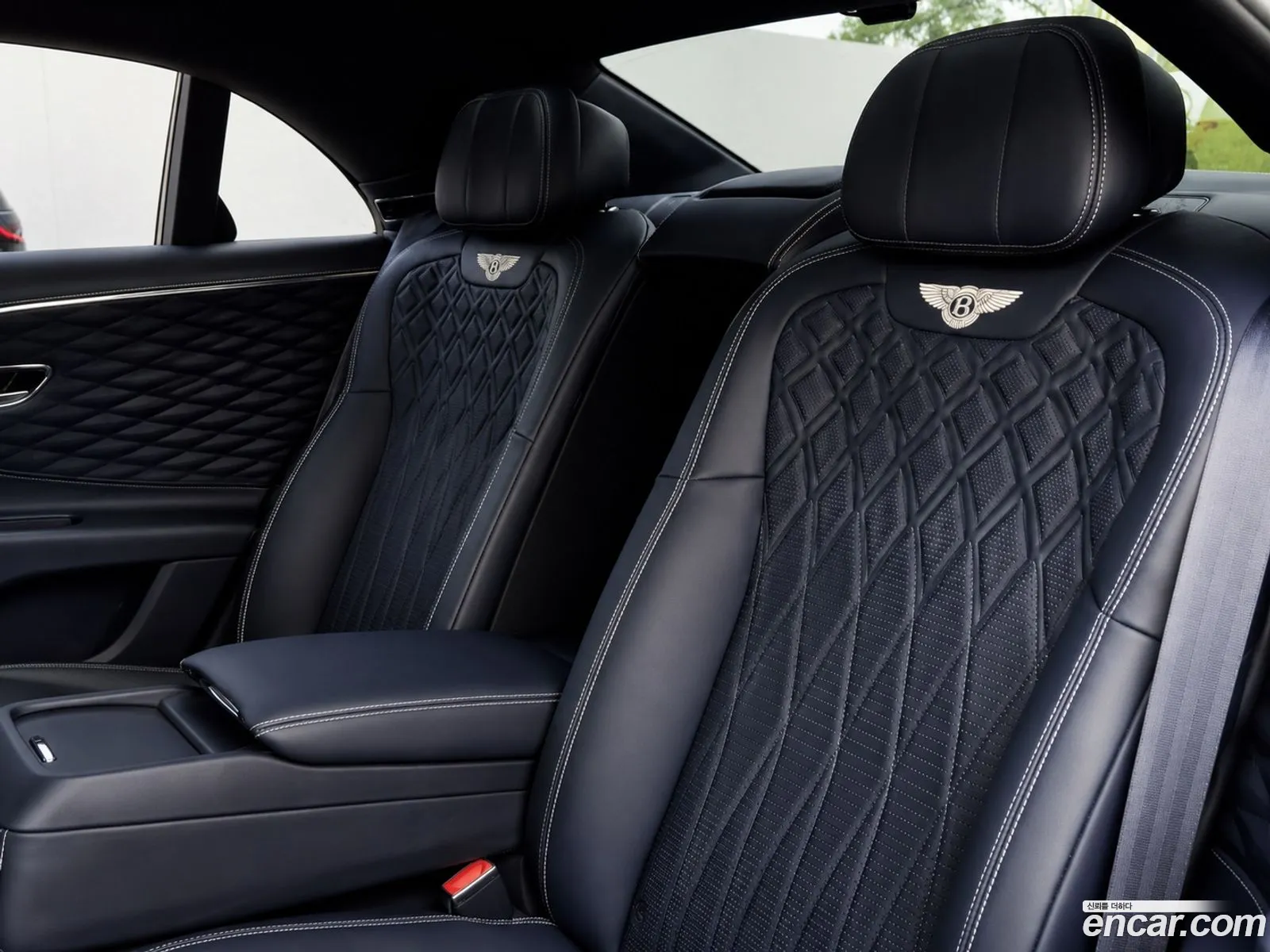 Bentley Flying Spur 2022 — 4
