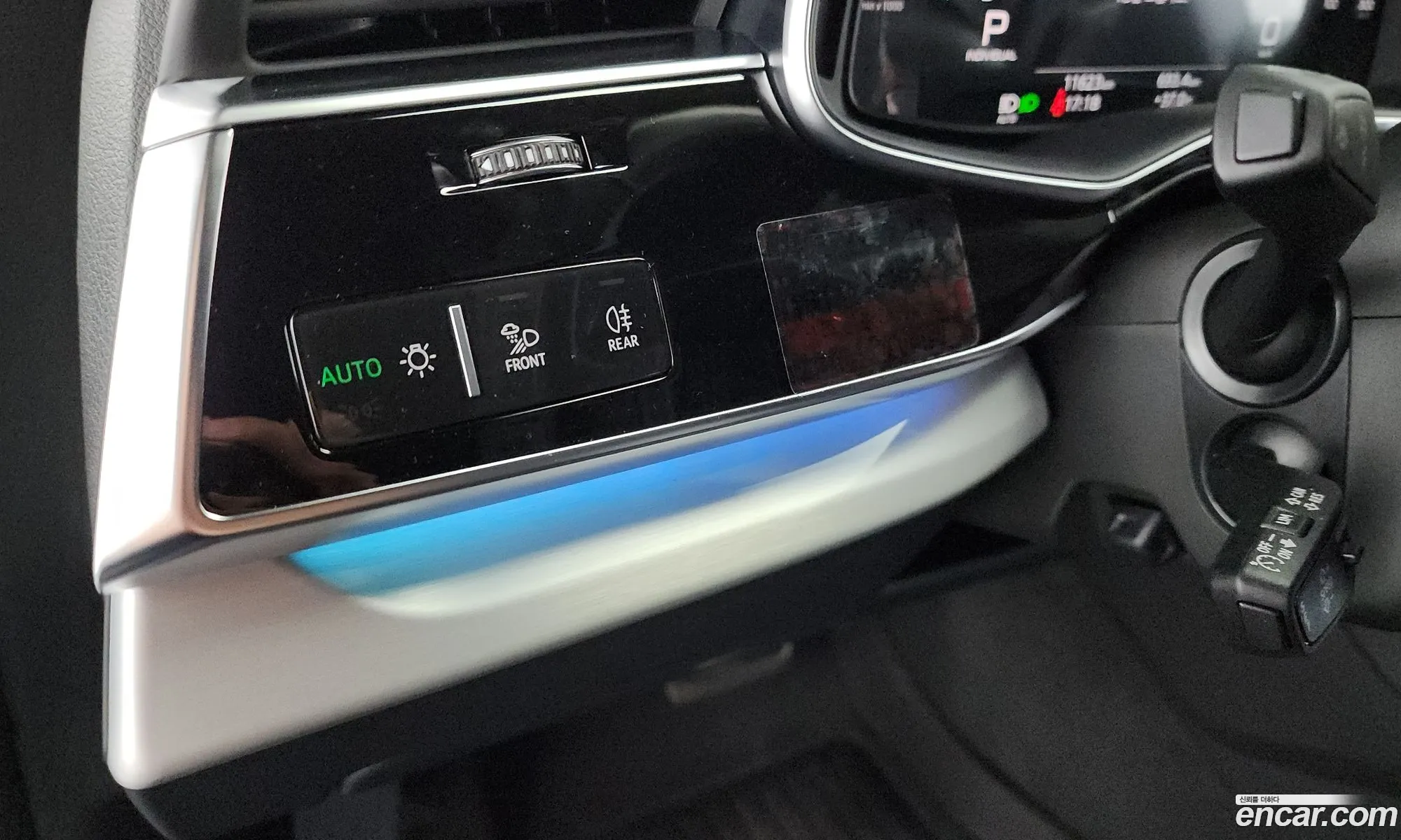 Audi Q8 2025 — 10