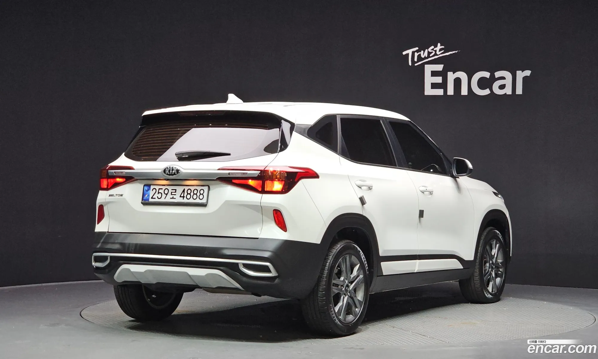 Kia Seltos 2021 — 10