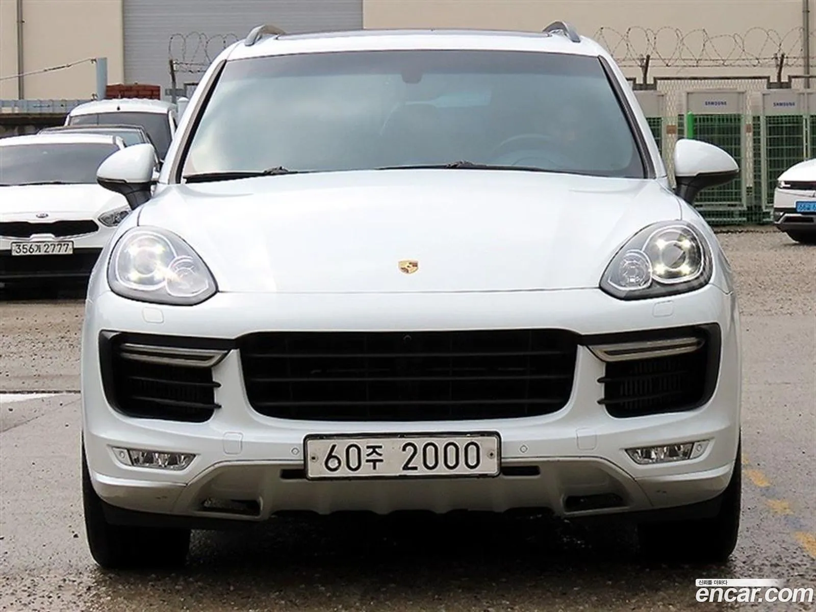 Porsche Cayenne 2015 — 18