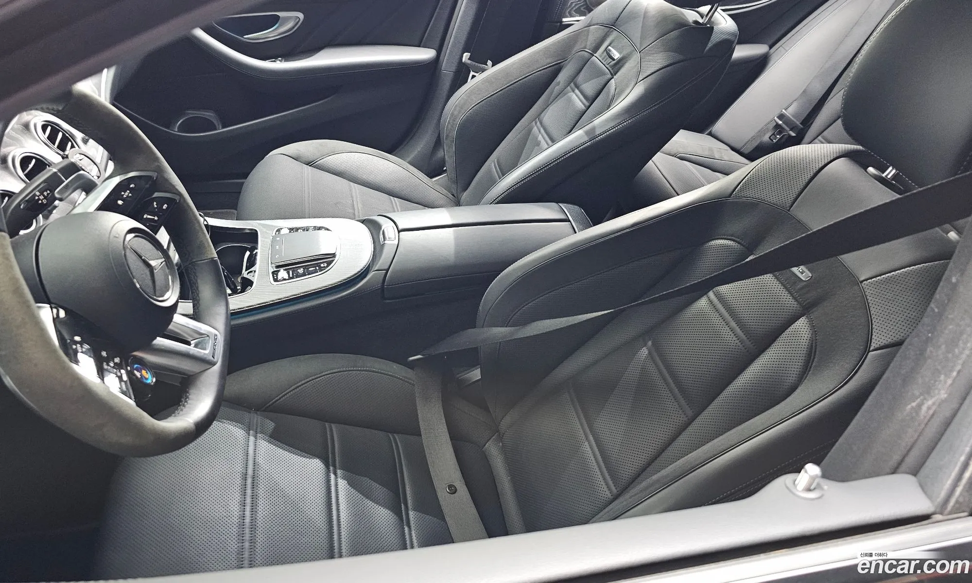 Mercedes-Benz E-Class W213 2022 — 13