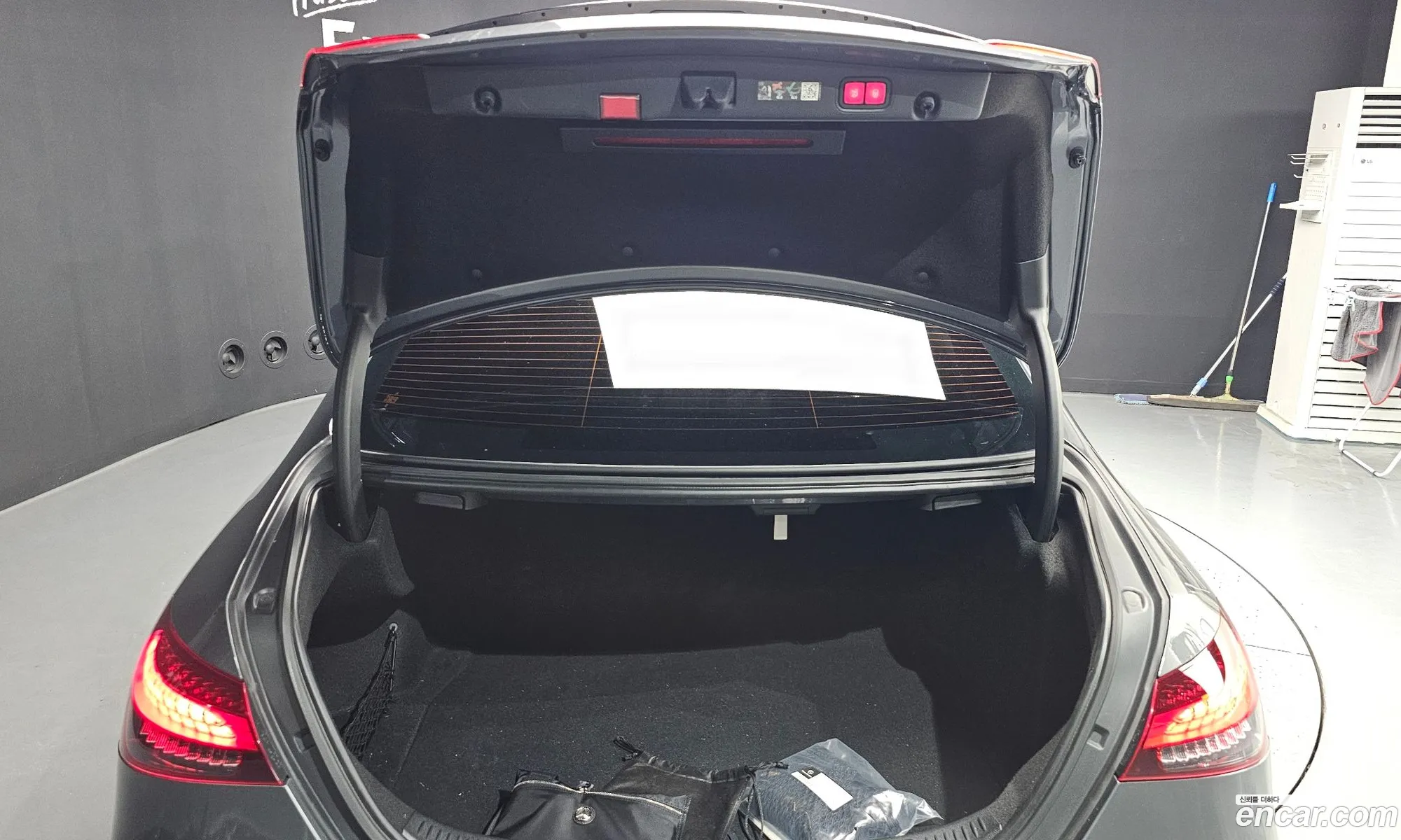 Mercedes-Benz E-Class W213 2022 — 14