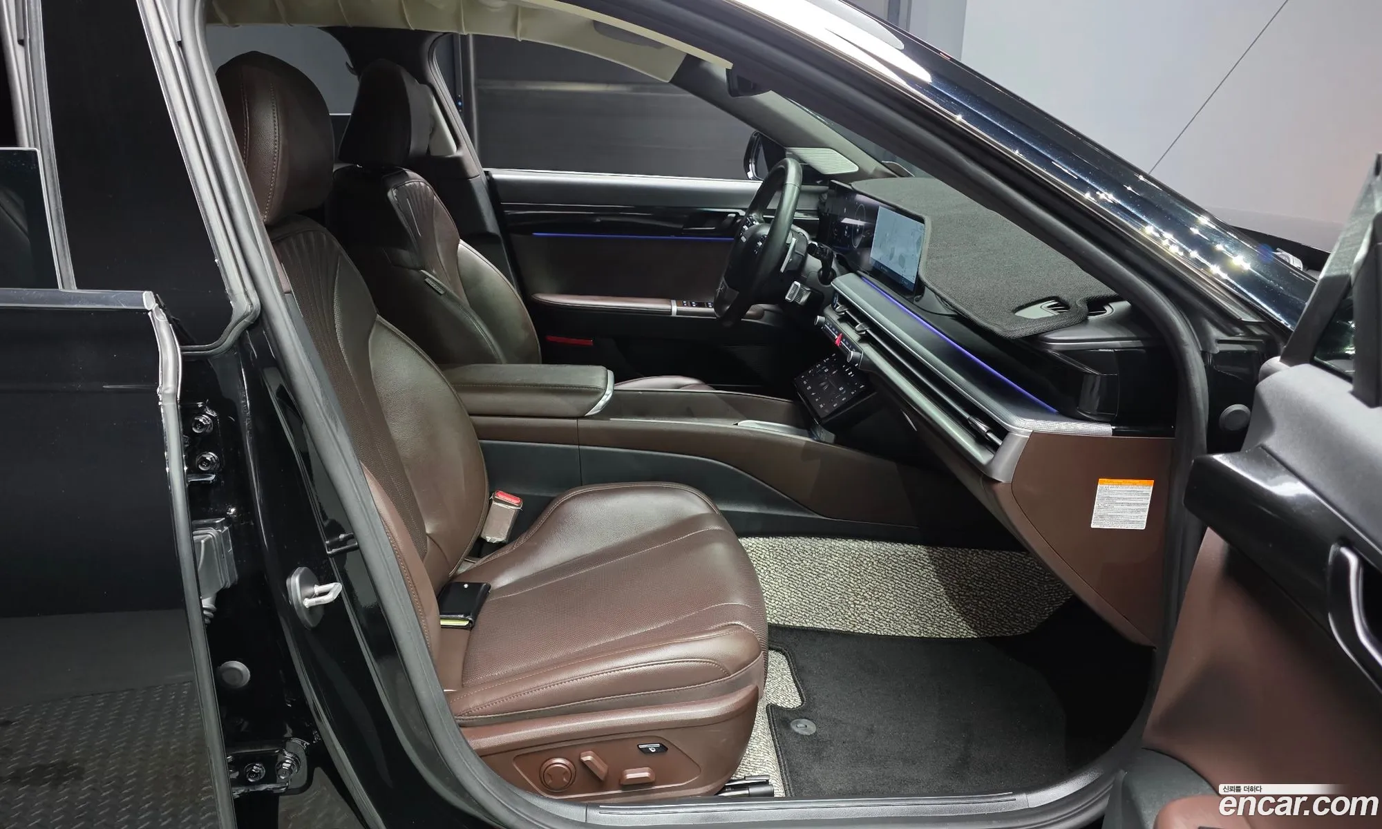 Hyundai Grandeur Hybrid 2023 — 13