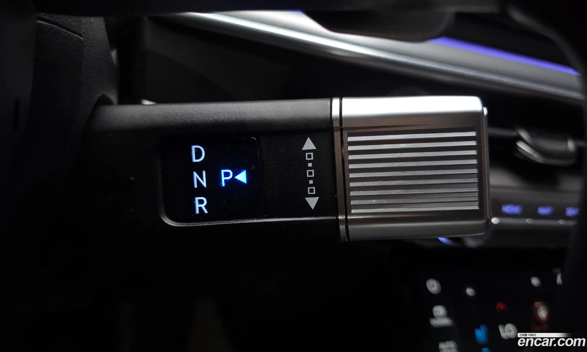 Hyundai Grandeur Hybrid 2023 — 26