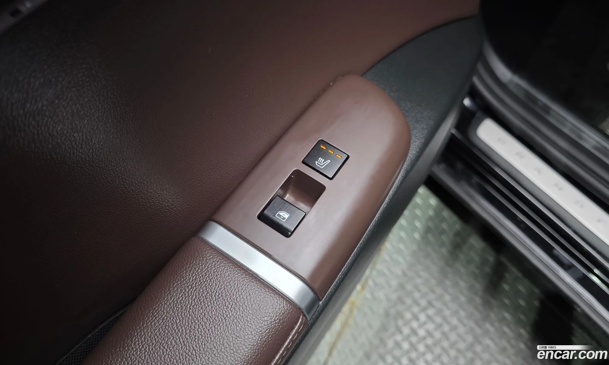 Hyundai Grandeur Hybrid 2023 — 12