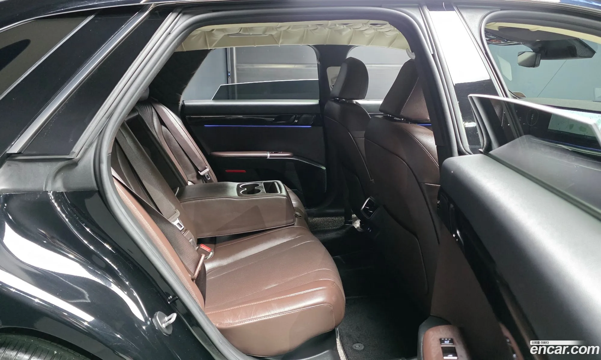 Hyundai Grandeur Hybrid 2023 — 23