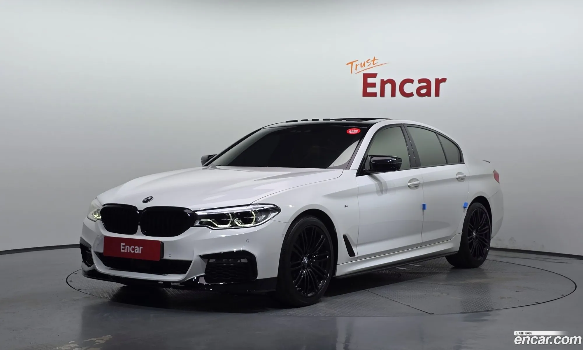 BMW 5 Series 2018 WBAJB5106JB195132 — 17
